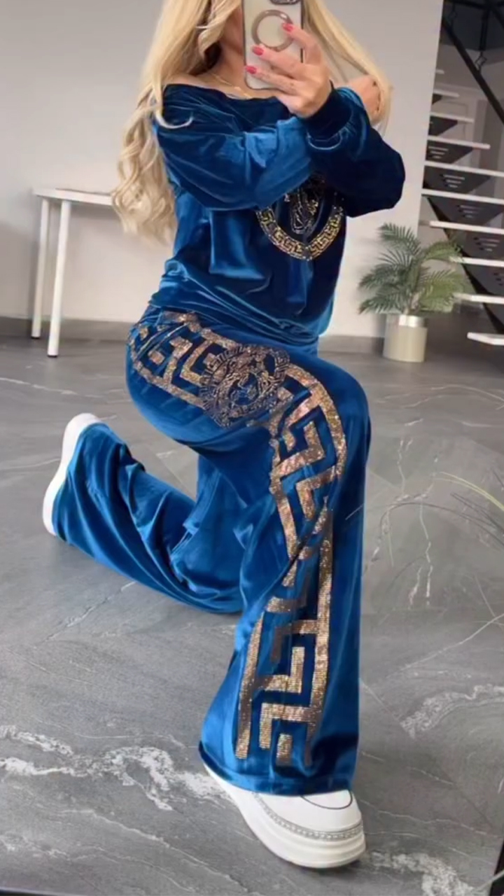 Women Round Neck Printed Casual Suit