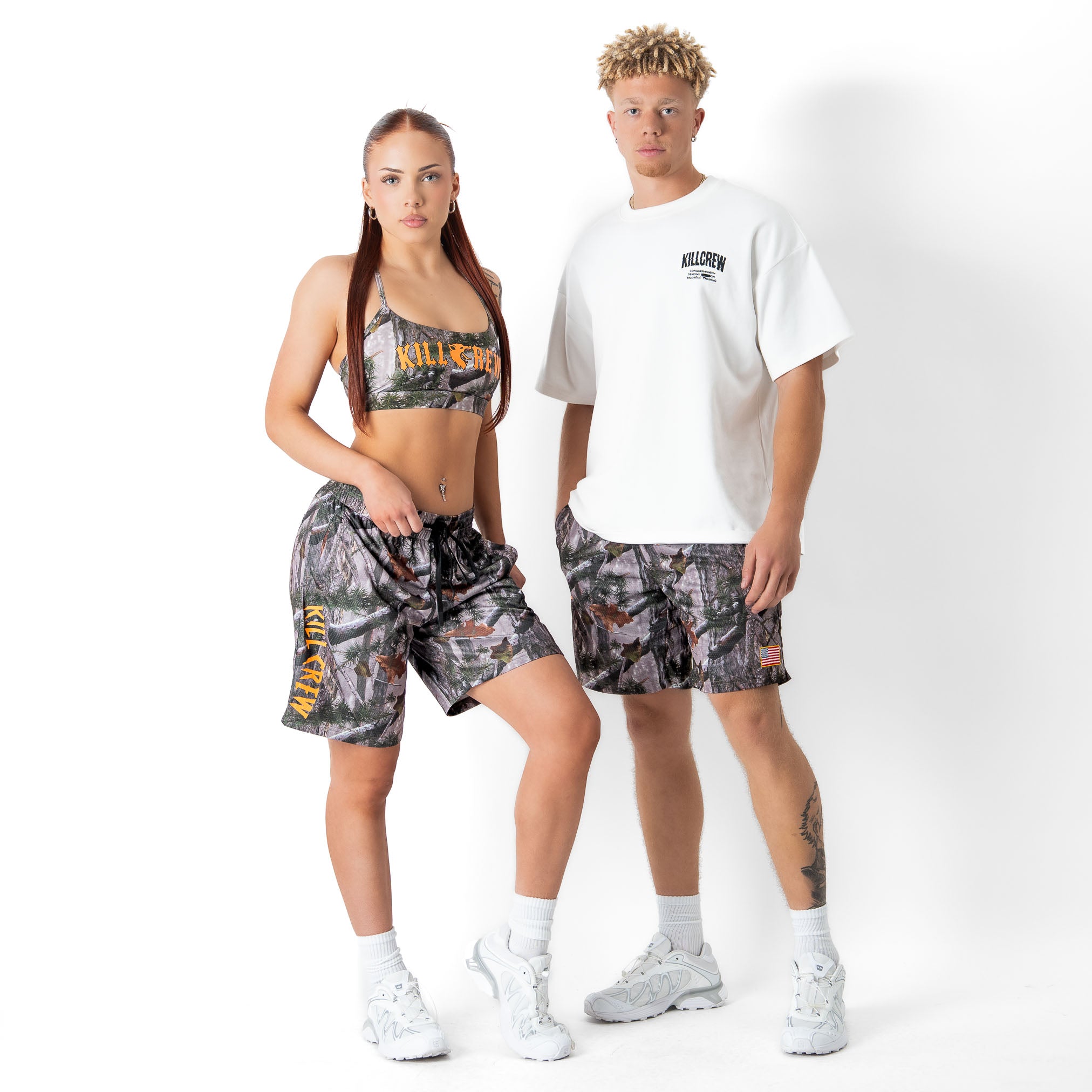 RELAXED CUT SHORTS EMBROIDERED FLAG - CAMO / ORANGE