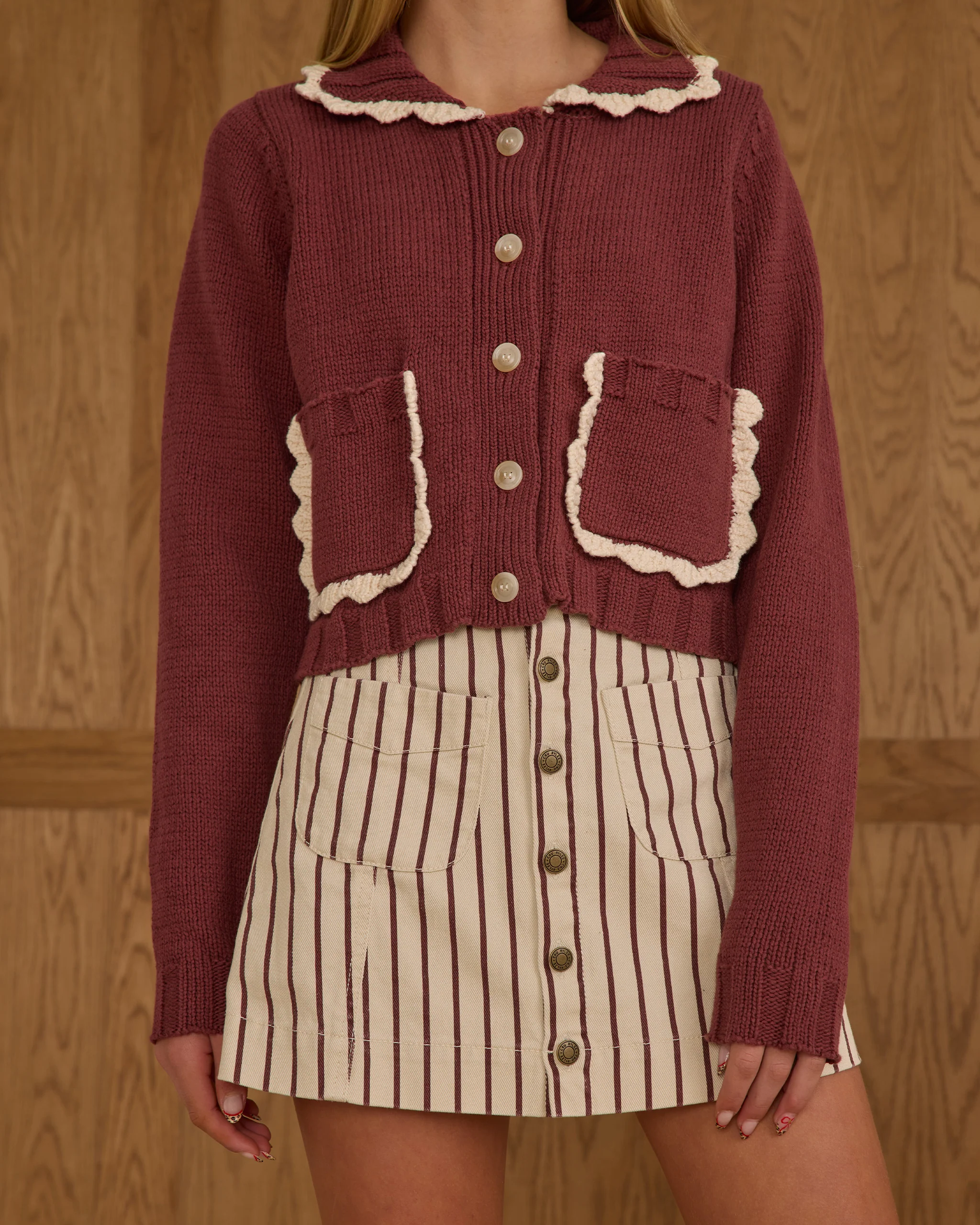 Teen Collared Cardigan || Burgundy