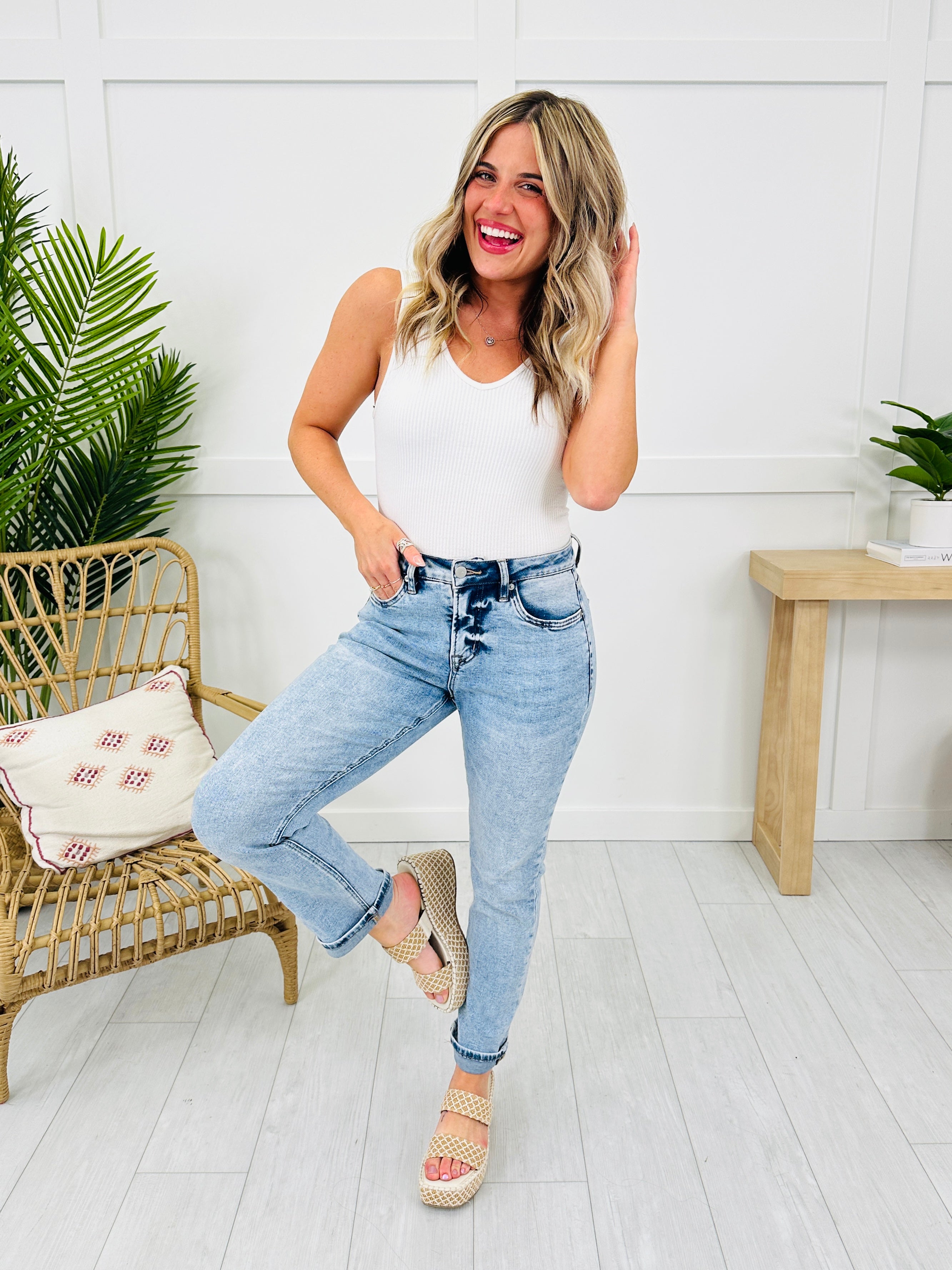 Take My Advice Tummy Control MOCO Exclusive Straight Jeans