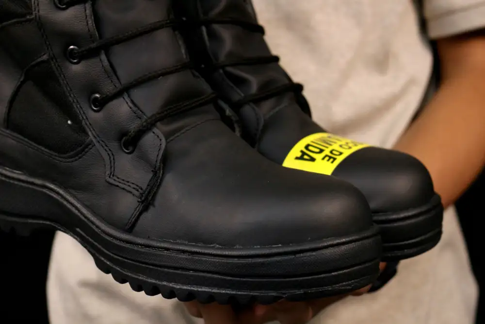 Men's Military-Style Tactical Boots: Wear-Resistant, Non-Slip, Polyamide Toe