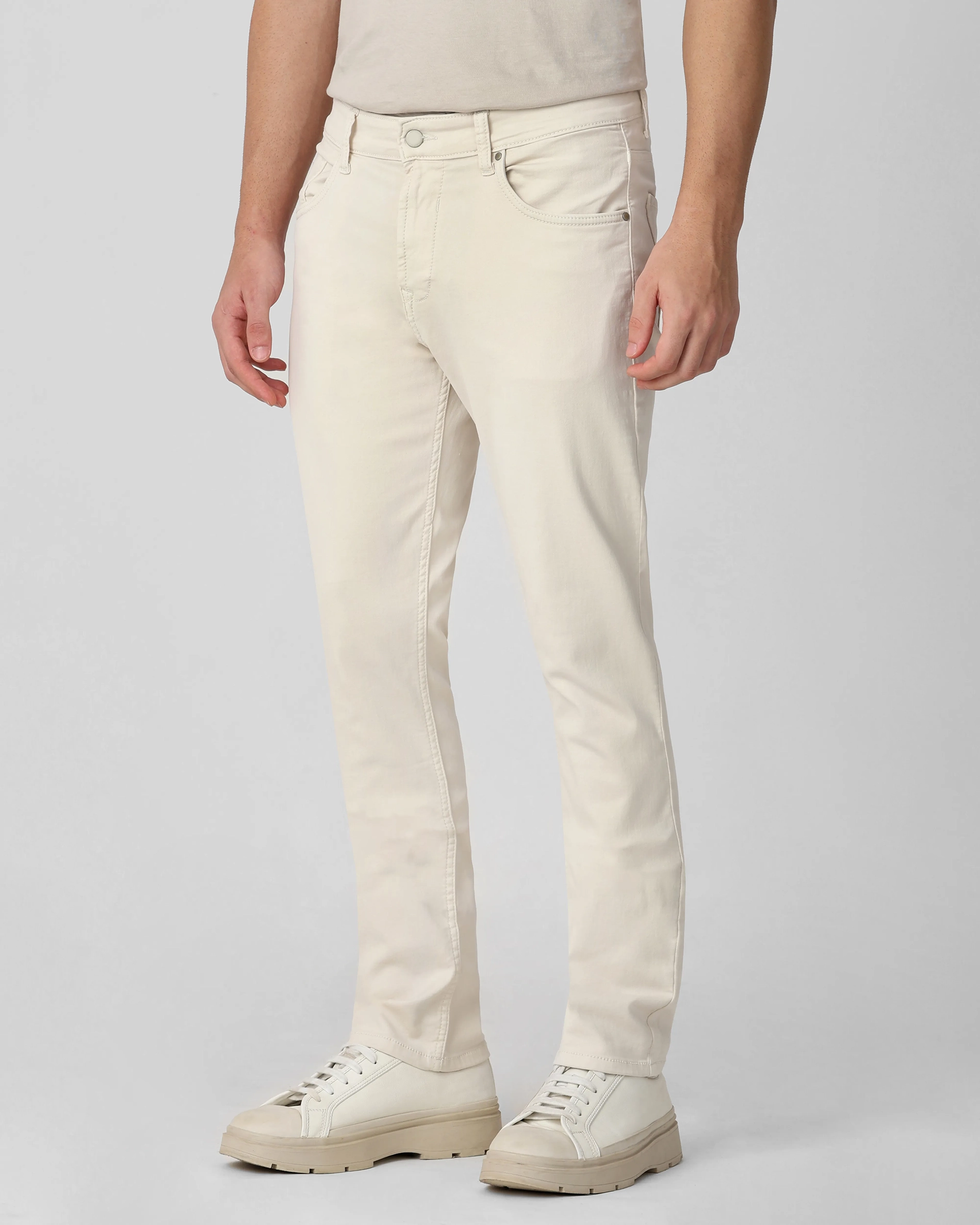 Classic Comfortable Straight Off White  Jeans