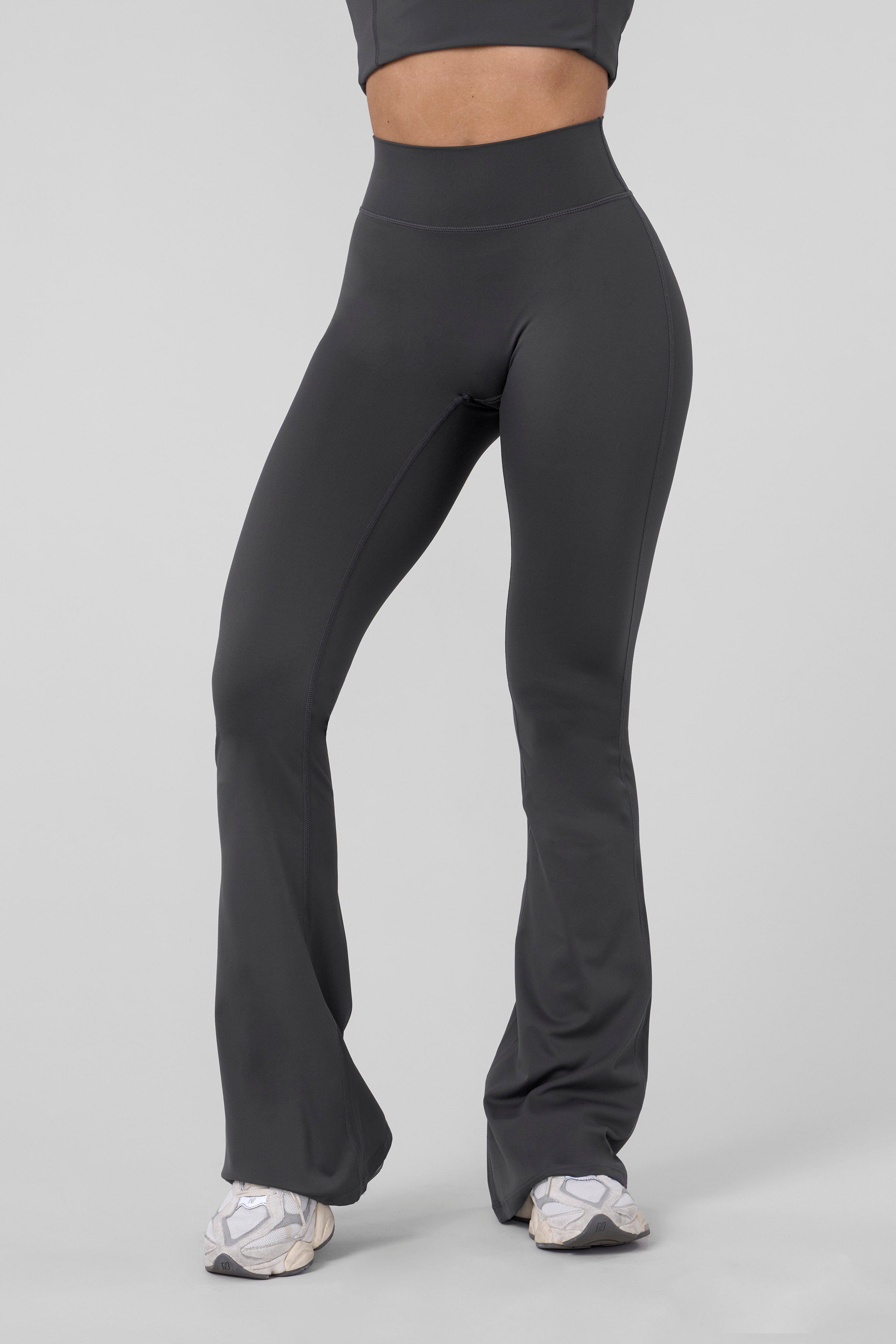 W227 - Curve Flare Leggings