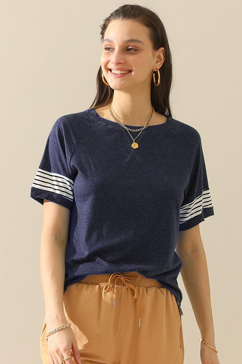 Loose Fit Crewneck Line Point Short Sleeve Tee