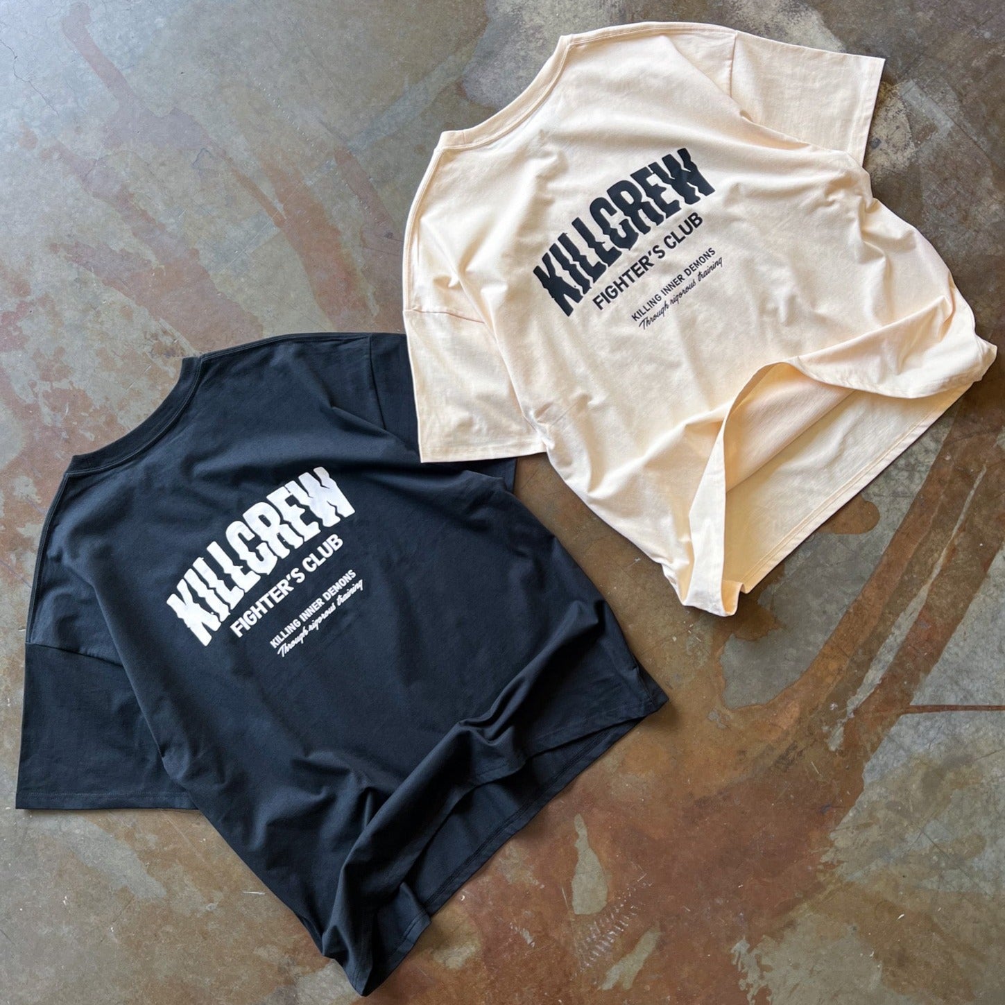 RELAXED FIT RIGOROUS TRAINING T-SHIRT - CREAM / BLACK