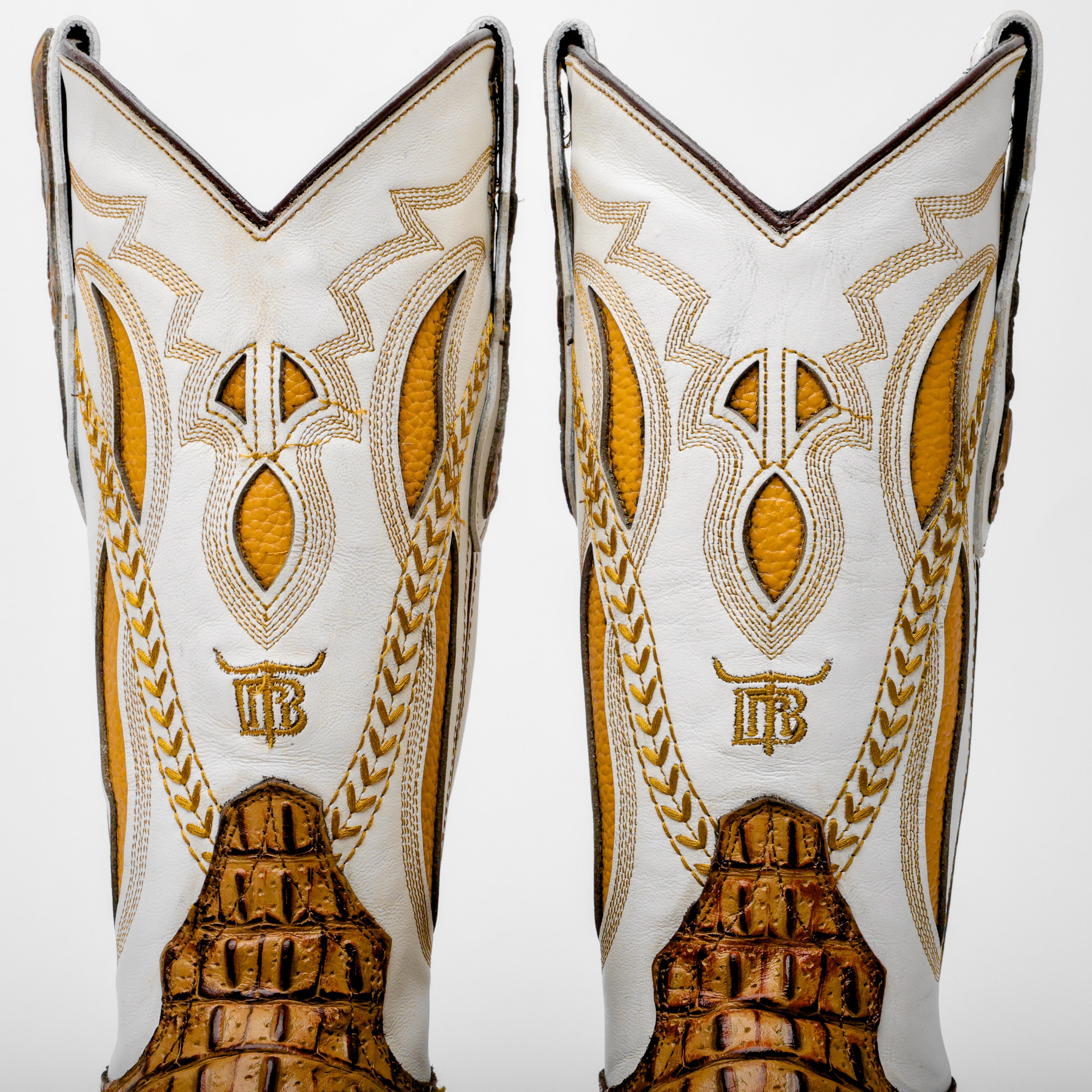 Honey Caiman Hornback Leather Boots - Square Toe