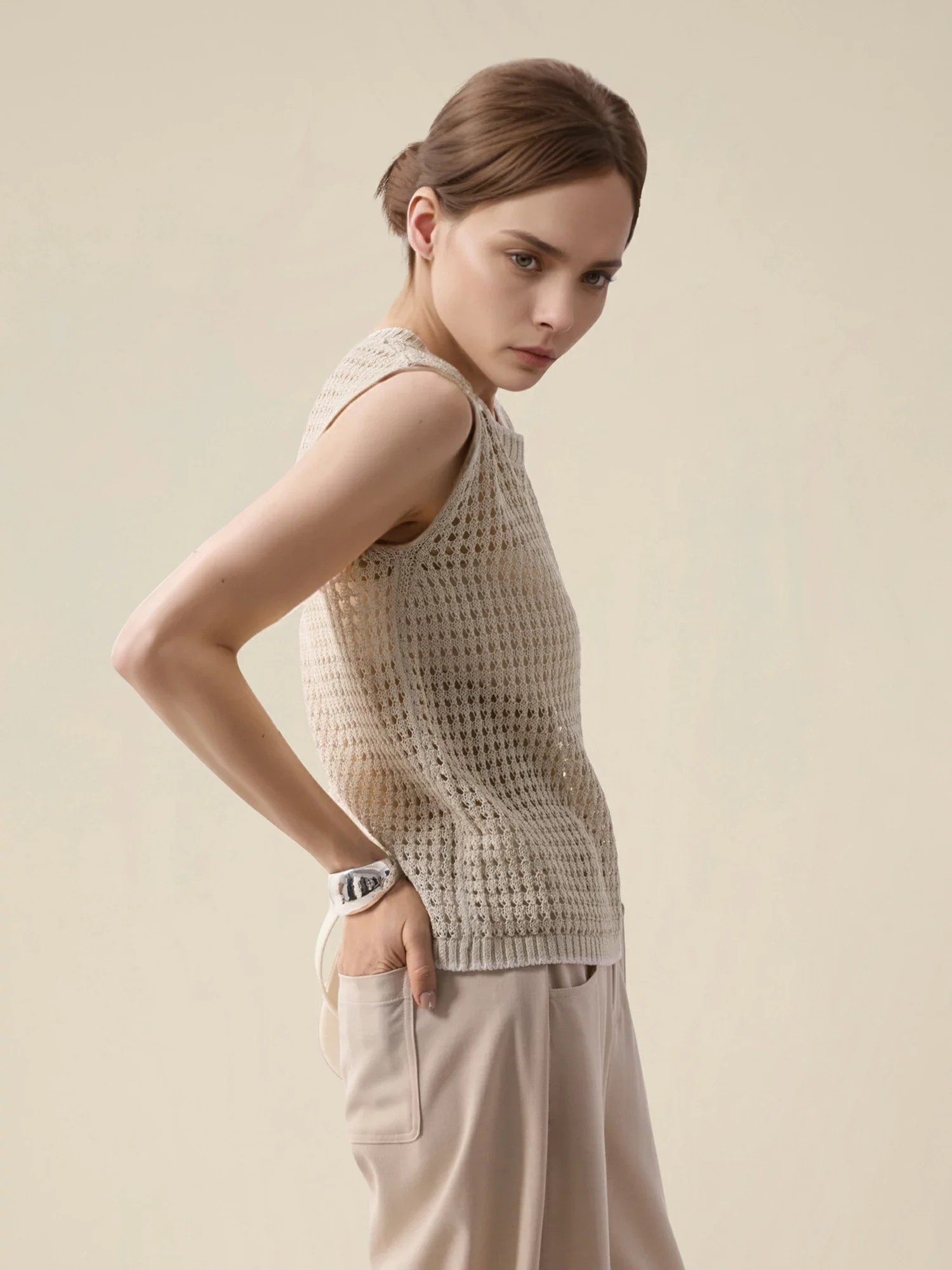 Cotton & Lyocell Round Neck Sleeveless Vest