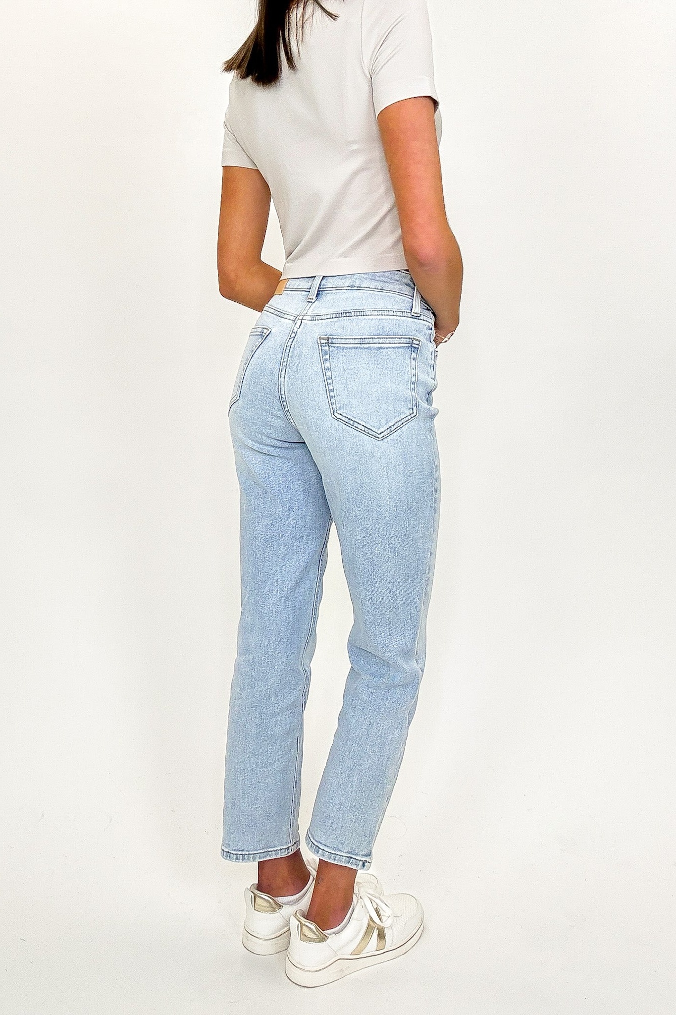 High Rise Crop Straight Jeans