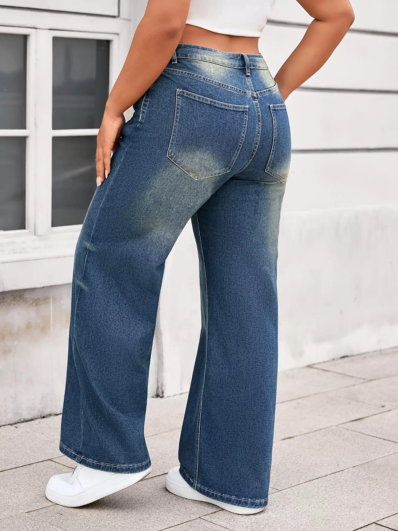 Plus Size Vintage Wash Wide Leg Jeans