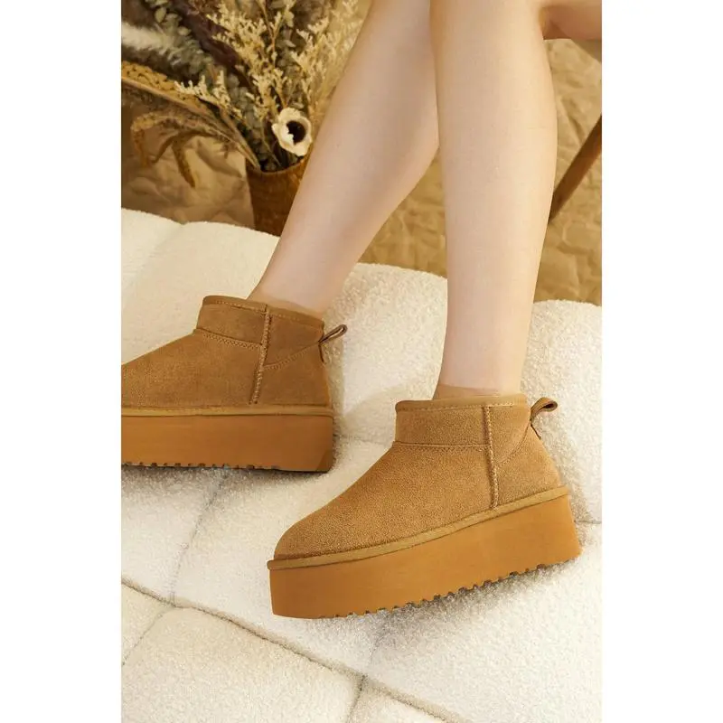 Women Lightweight Memory Foam Fuzzy Boots