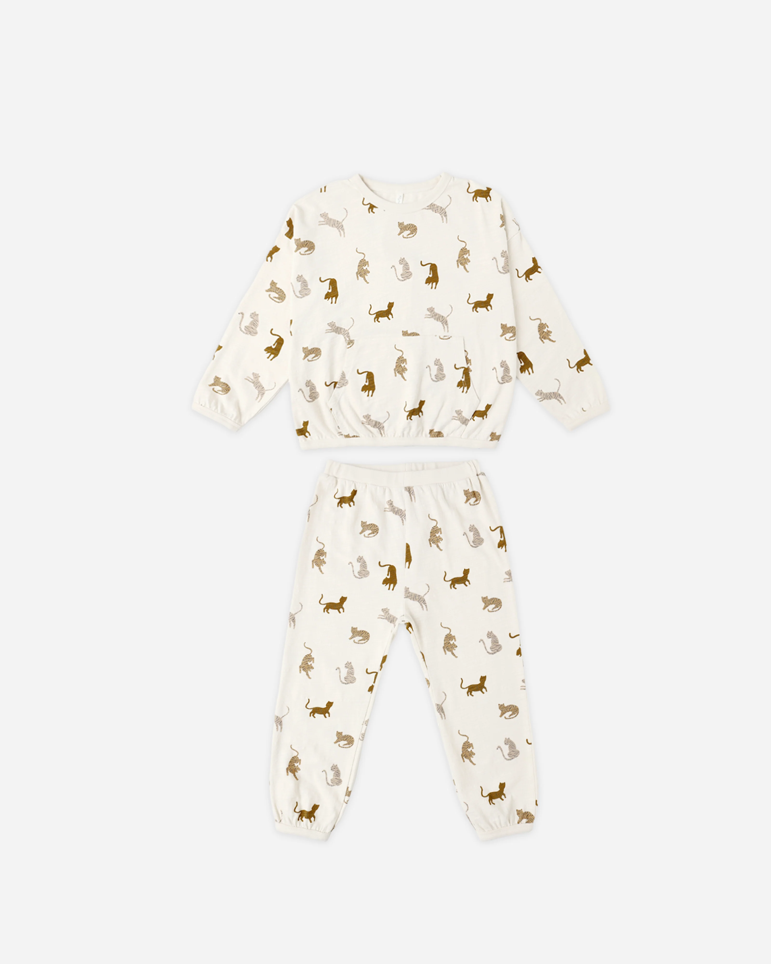 Relaxed Set || Tigers