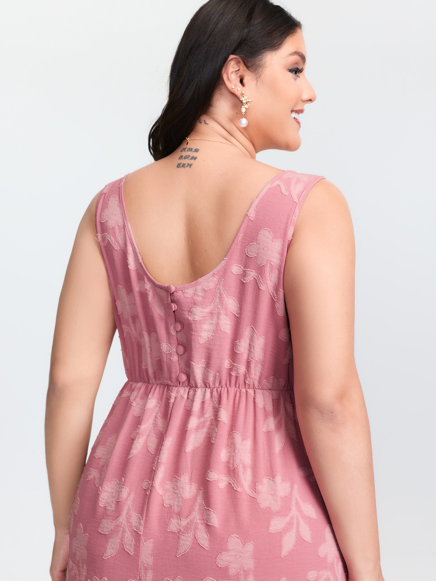 Soft Floral Pattern Ruffled Hem Midi Dress