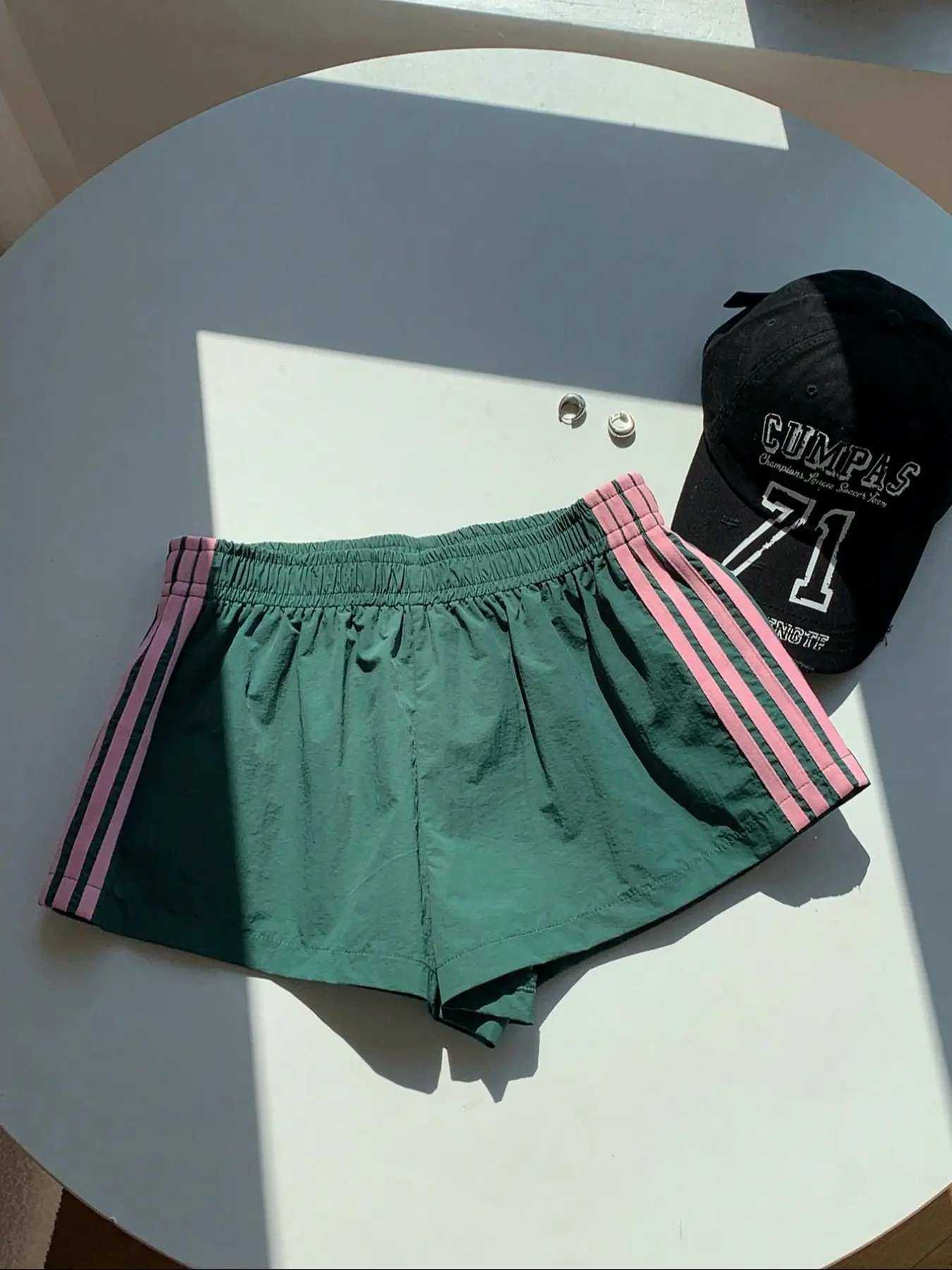 Deep Gym Shorts with Side Stripes