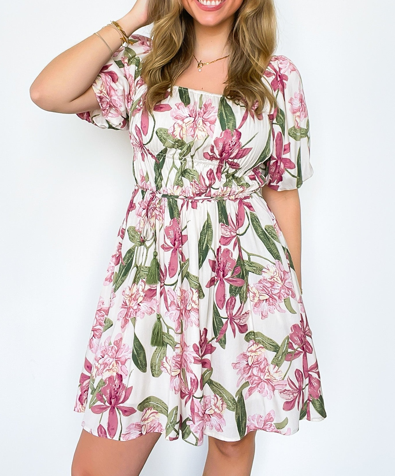 Refinement Floral Puff Sleeve Dress