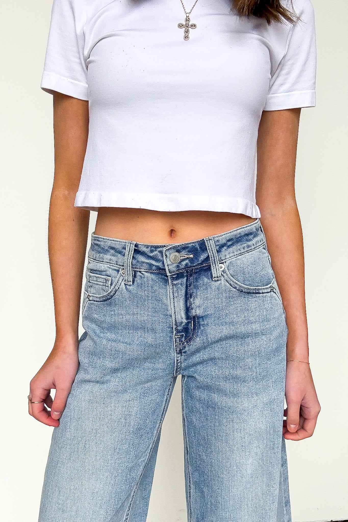 Mid Rise Wide Leg Crop Pants