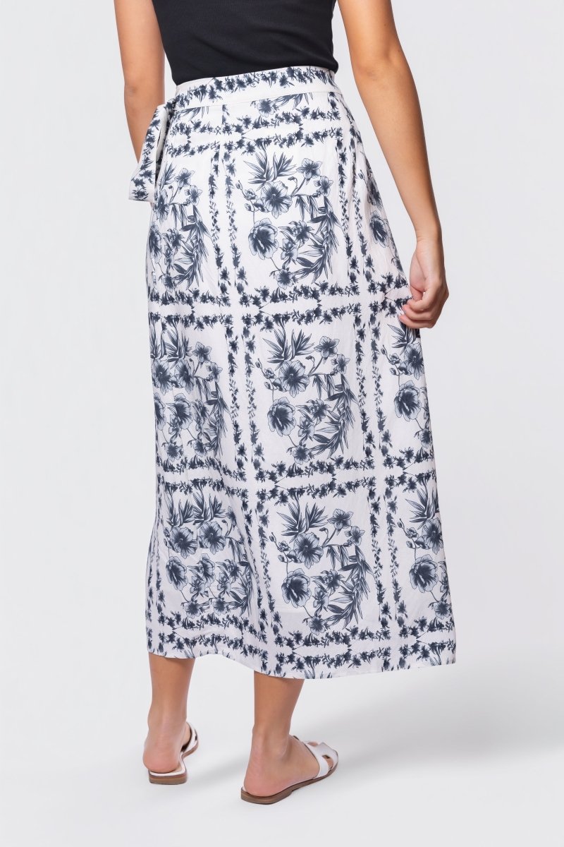 Leila Skirt (White/Black)