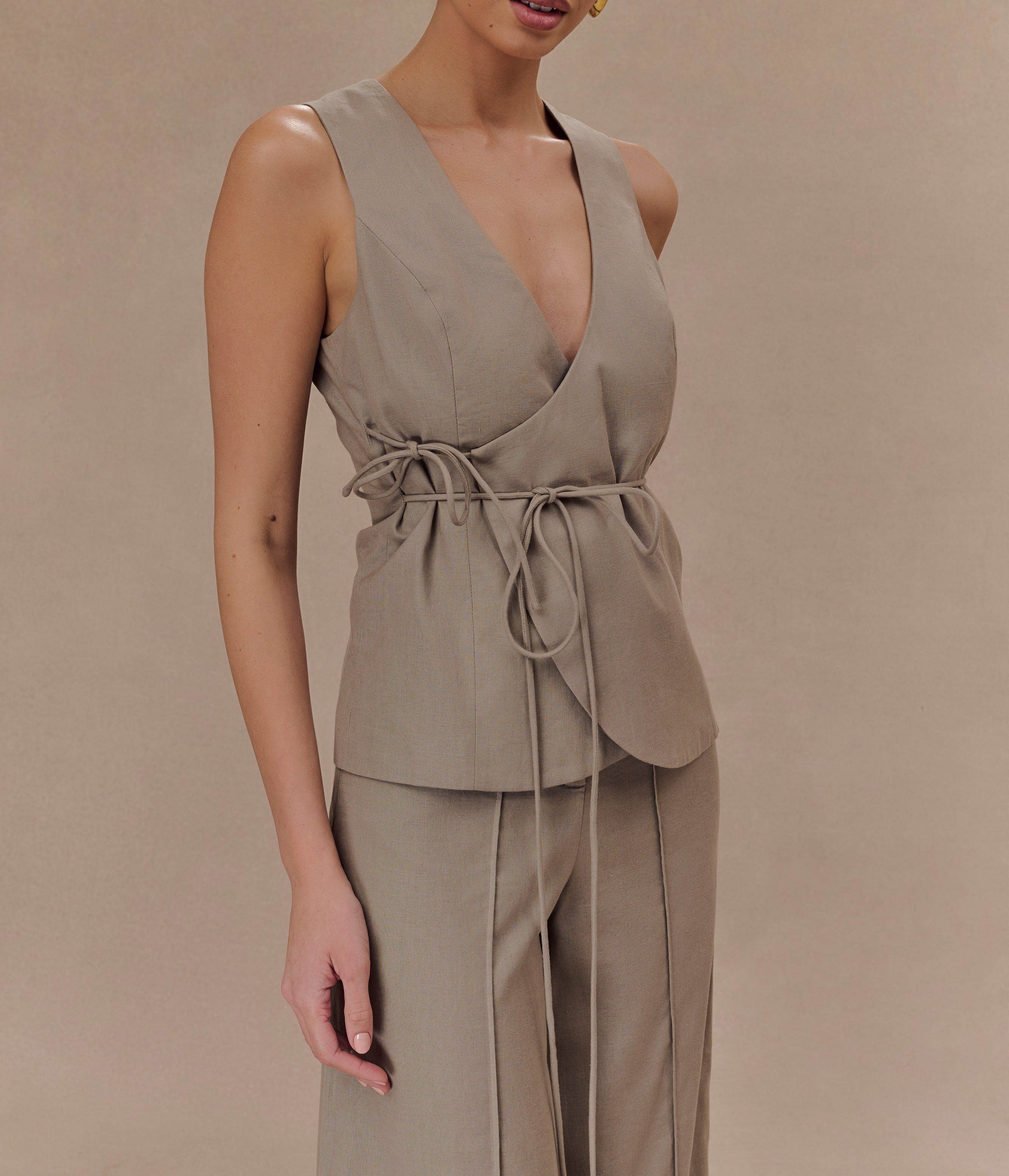 Pebble Linen Sleeveless Wrap Top