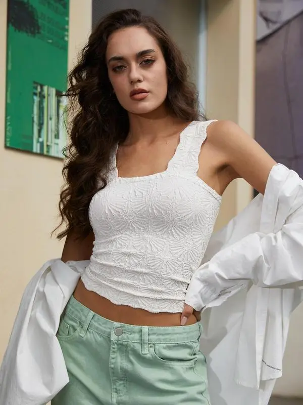 Women's Solid Color Jacquard Square Neck Sports Vest——Sleek, stylish, and sporty(Just $3 Each!)