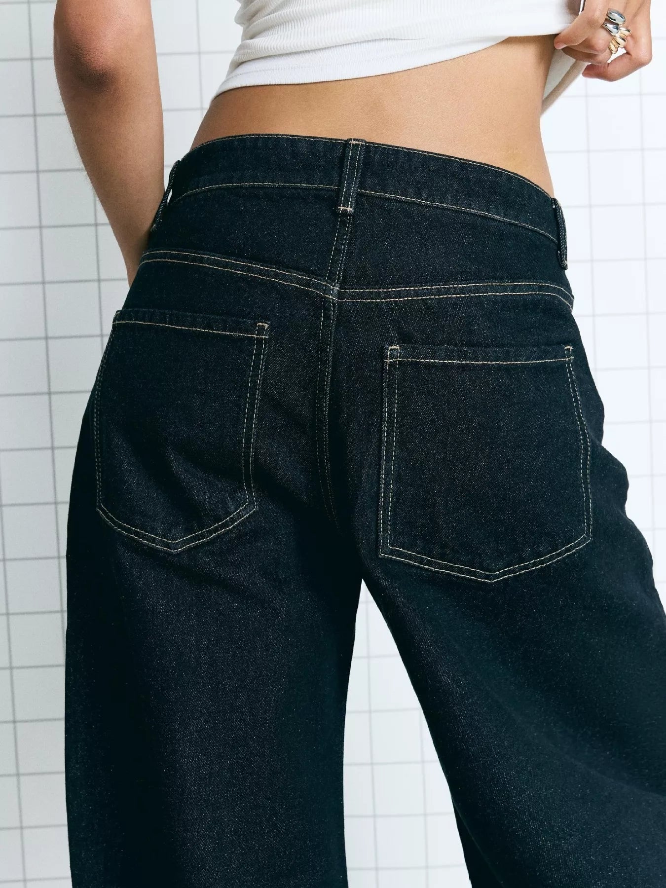 Wide Leg Washed Jeans