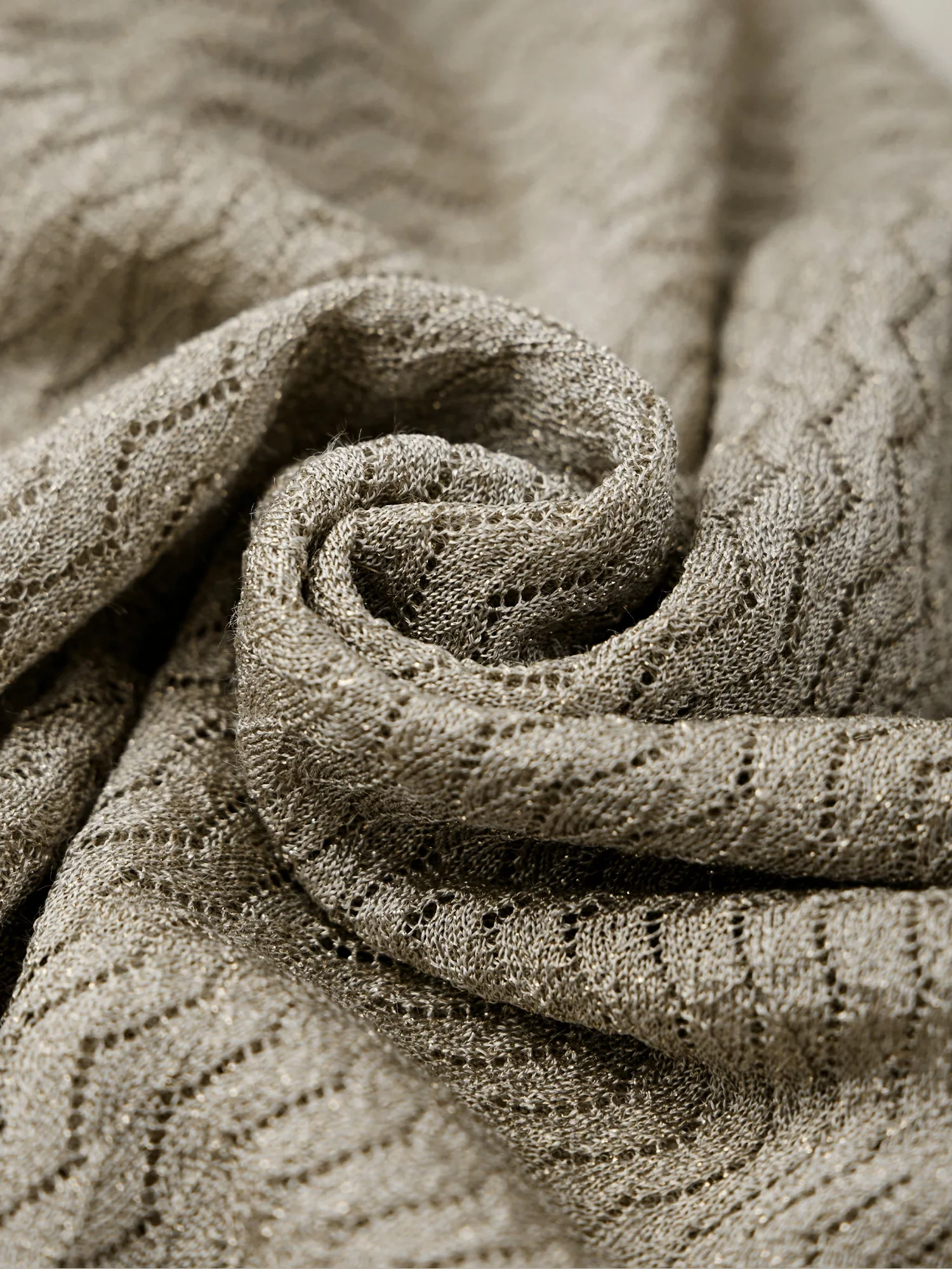 Gold Silver Yarn Mid-Sleeve Simple Cardigan