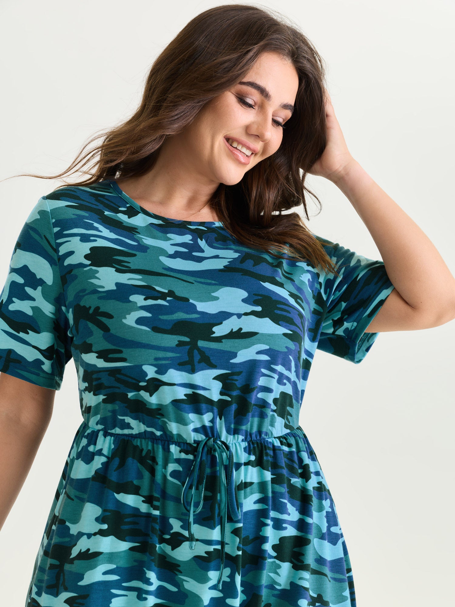 Camouflage Print Round Neck Pockets Midi Dress