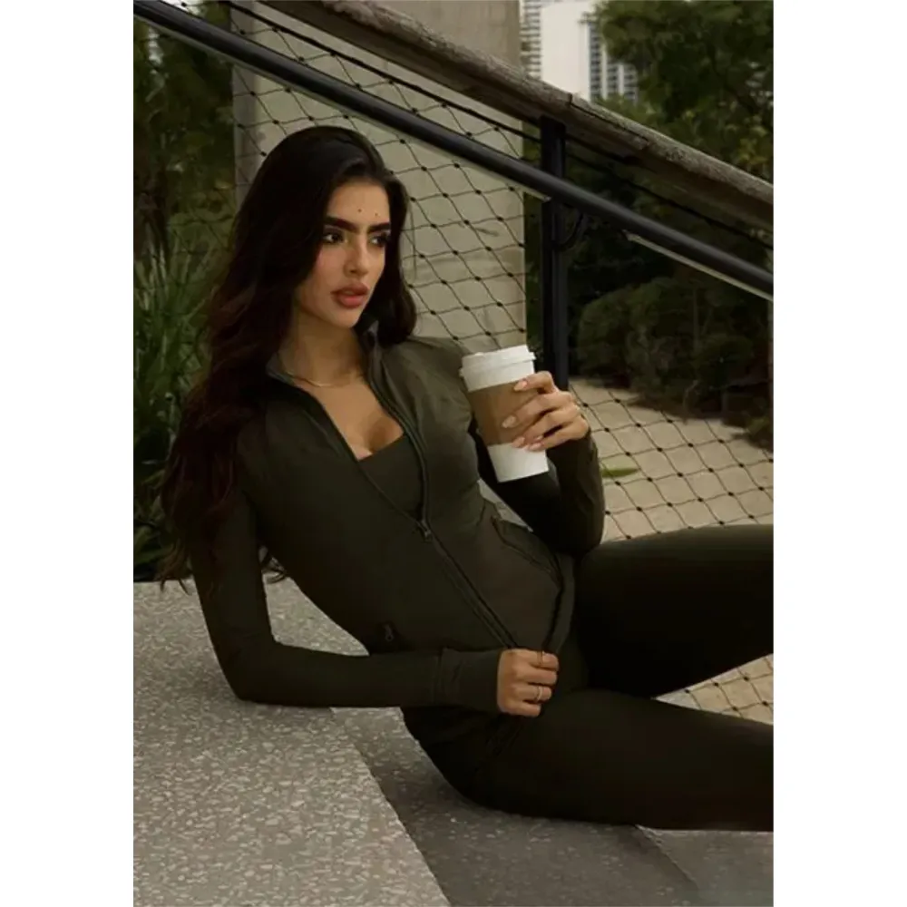 Jacket and Yoga Leggings Daily Set