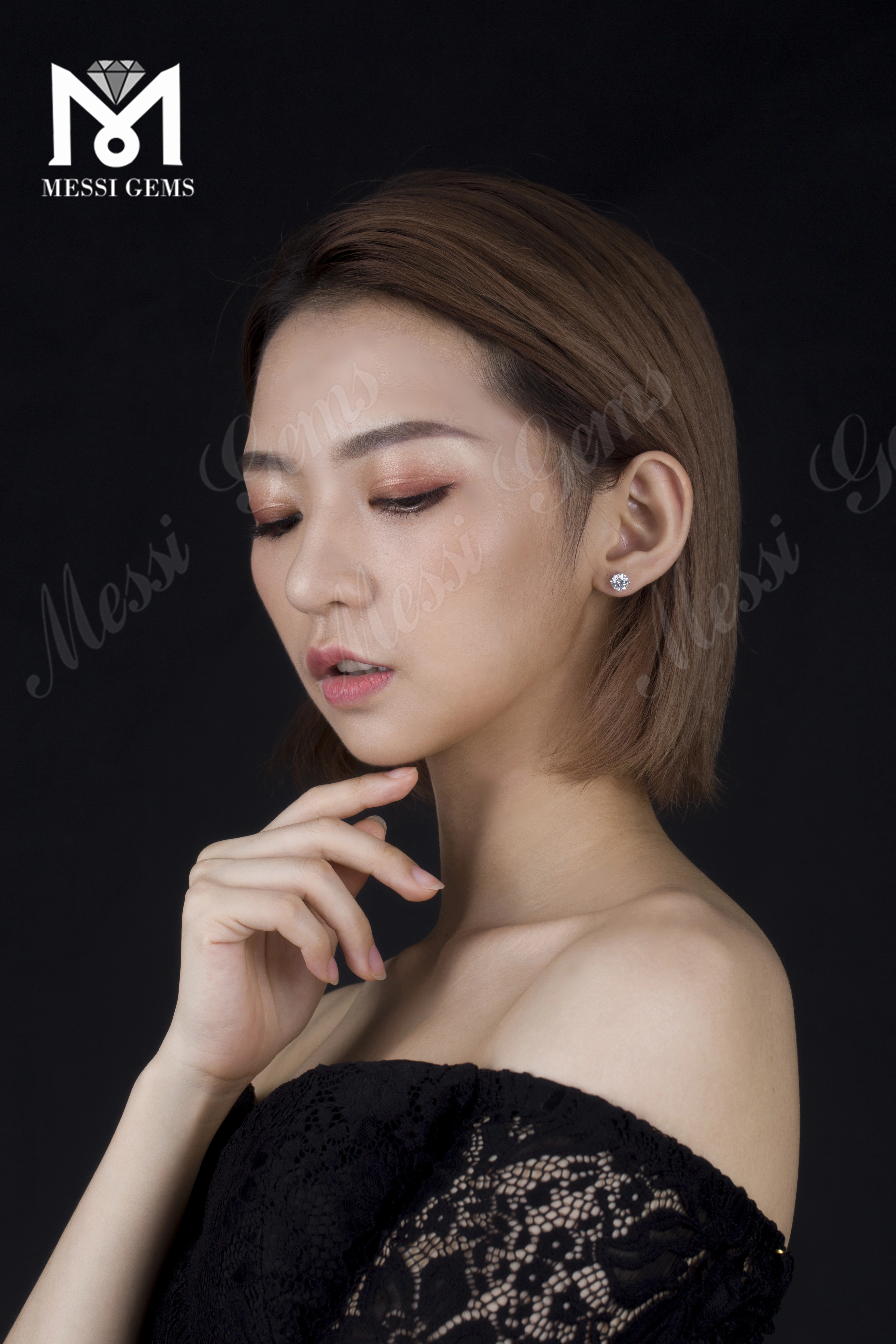 Simple Design 14k 18k Gold Round Moissanite Earring