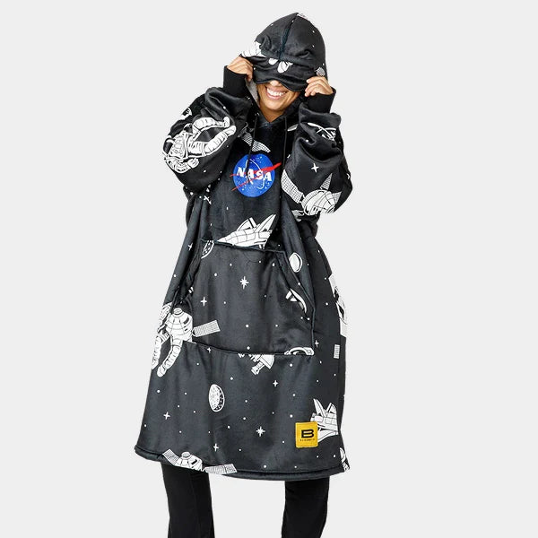 Wearable blanket Oversized with sherpa lining One size fits most.