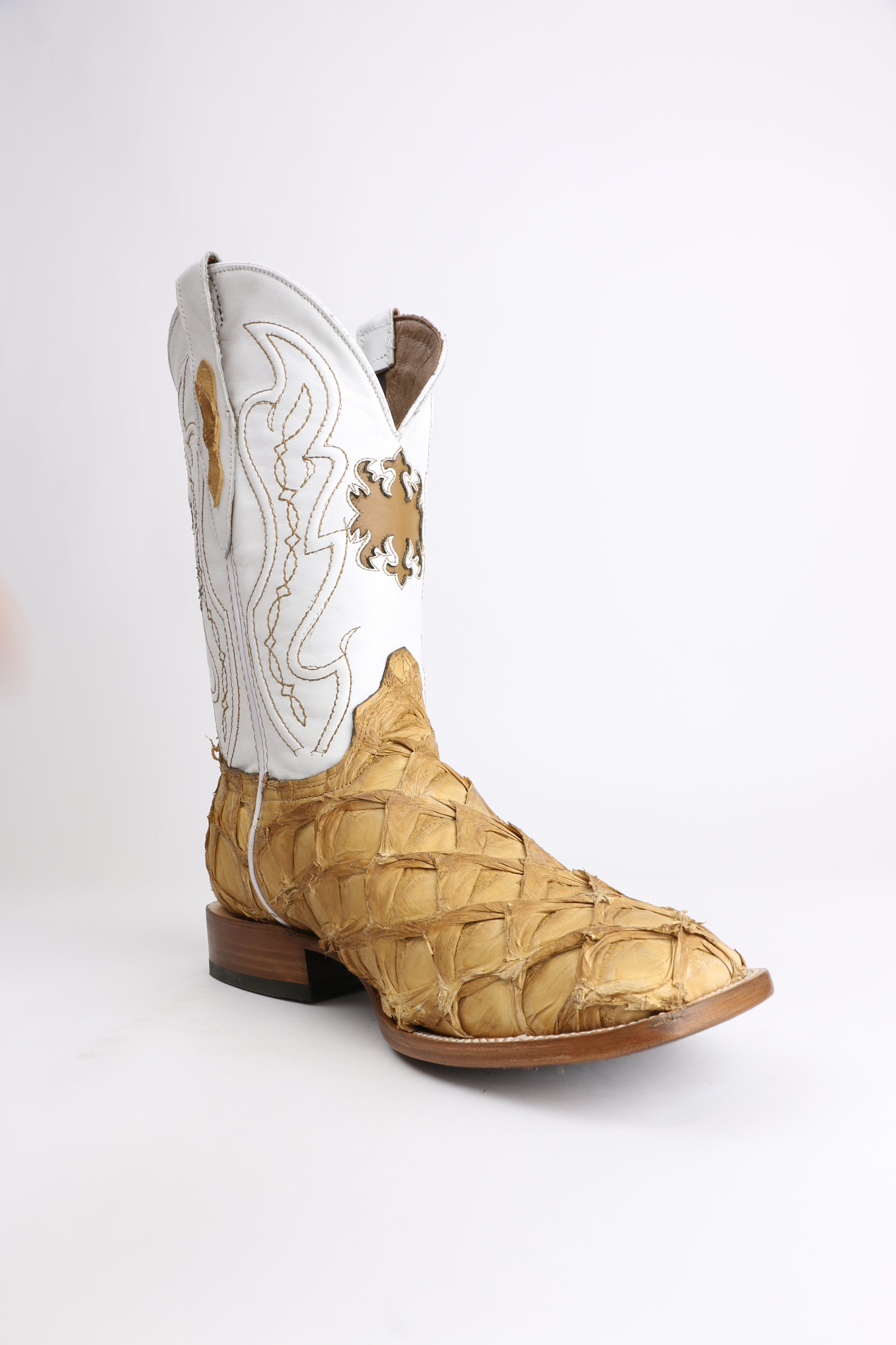 Chero's Premium Exotic Pirarucu Light Castor Clearance Sale 70%OFF