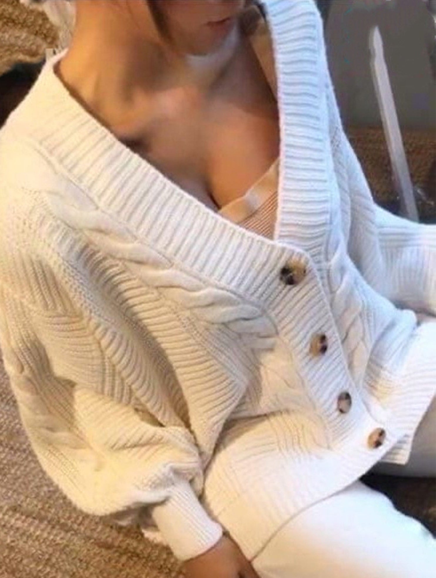 V-neck button-down thick knitted suit for women_CWSS01445