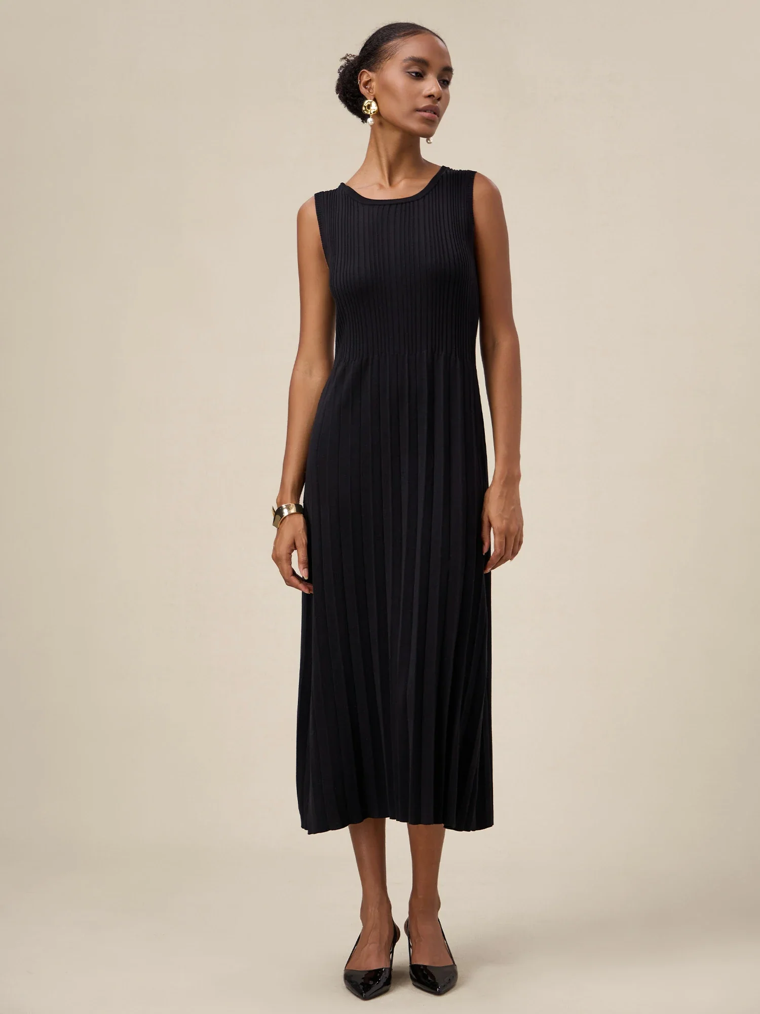 Lyocell Sleeveless Pleated Dress