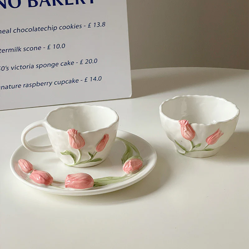 Sculpted Tulip Porcelain Tableware
