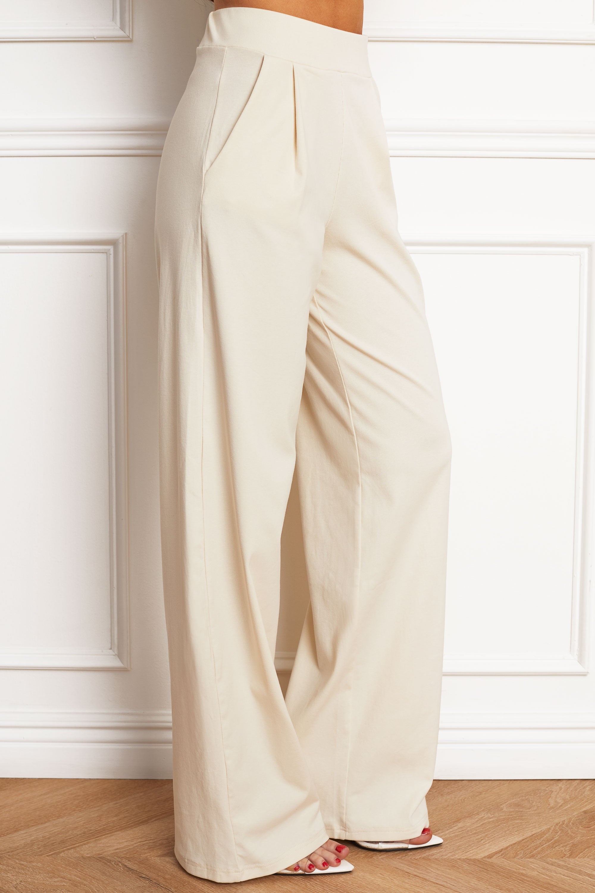 Refined Elastic-Waist Stretch Pants