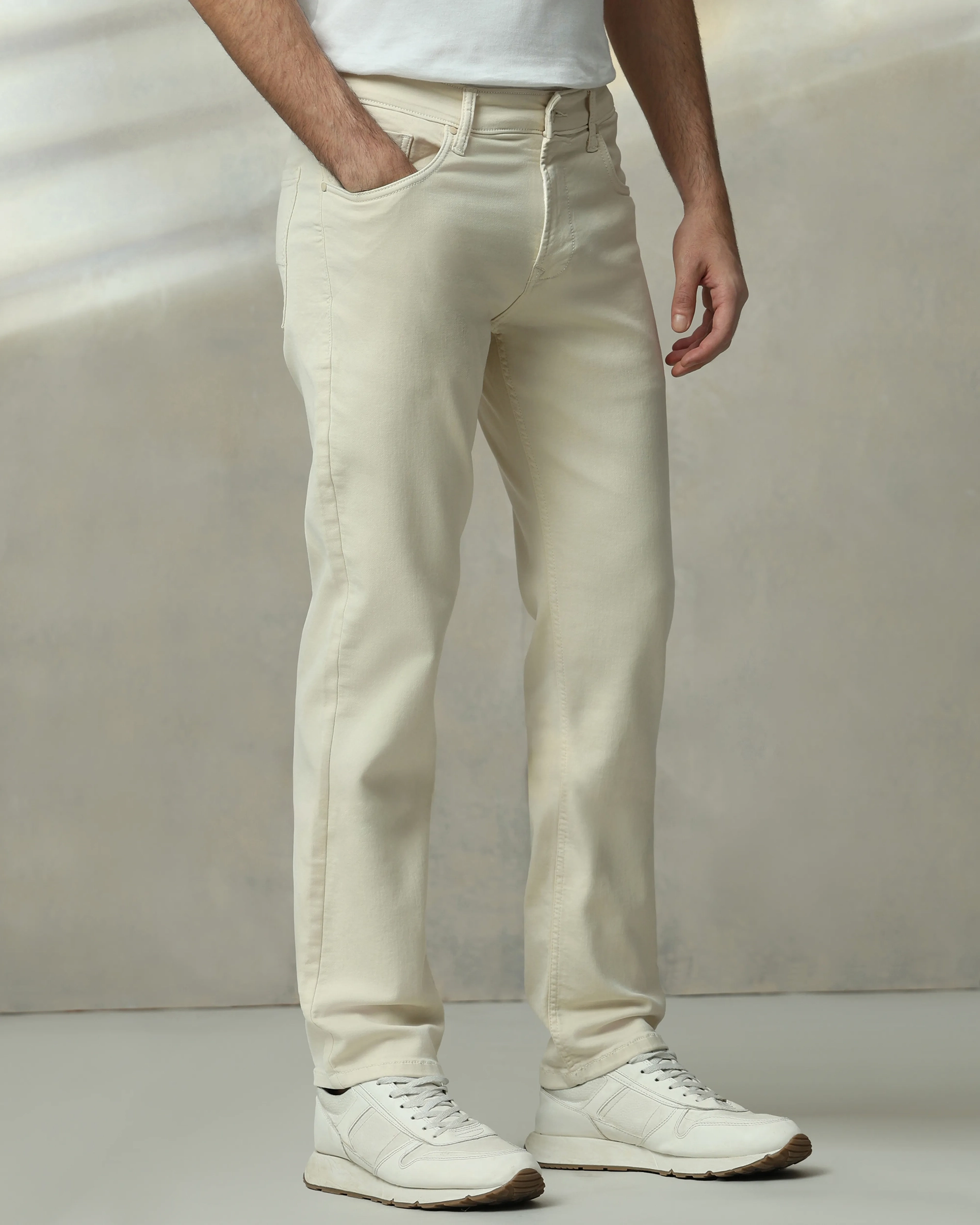Classic Versatile And Comfortable Straight Off White Jeans