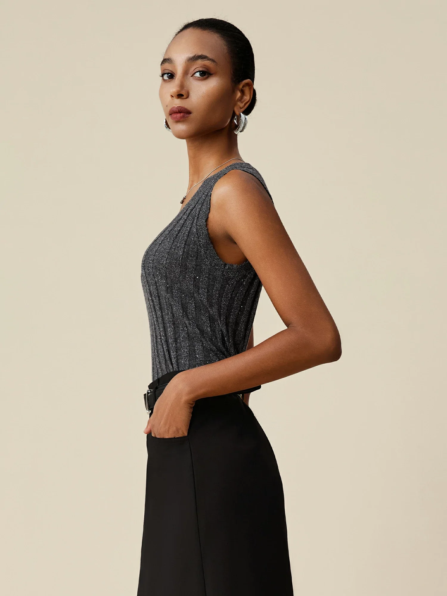 Wool U-Neck Sequin Knitted Vest