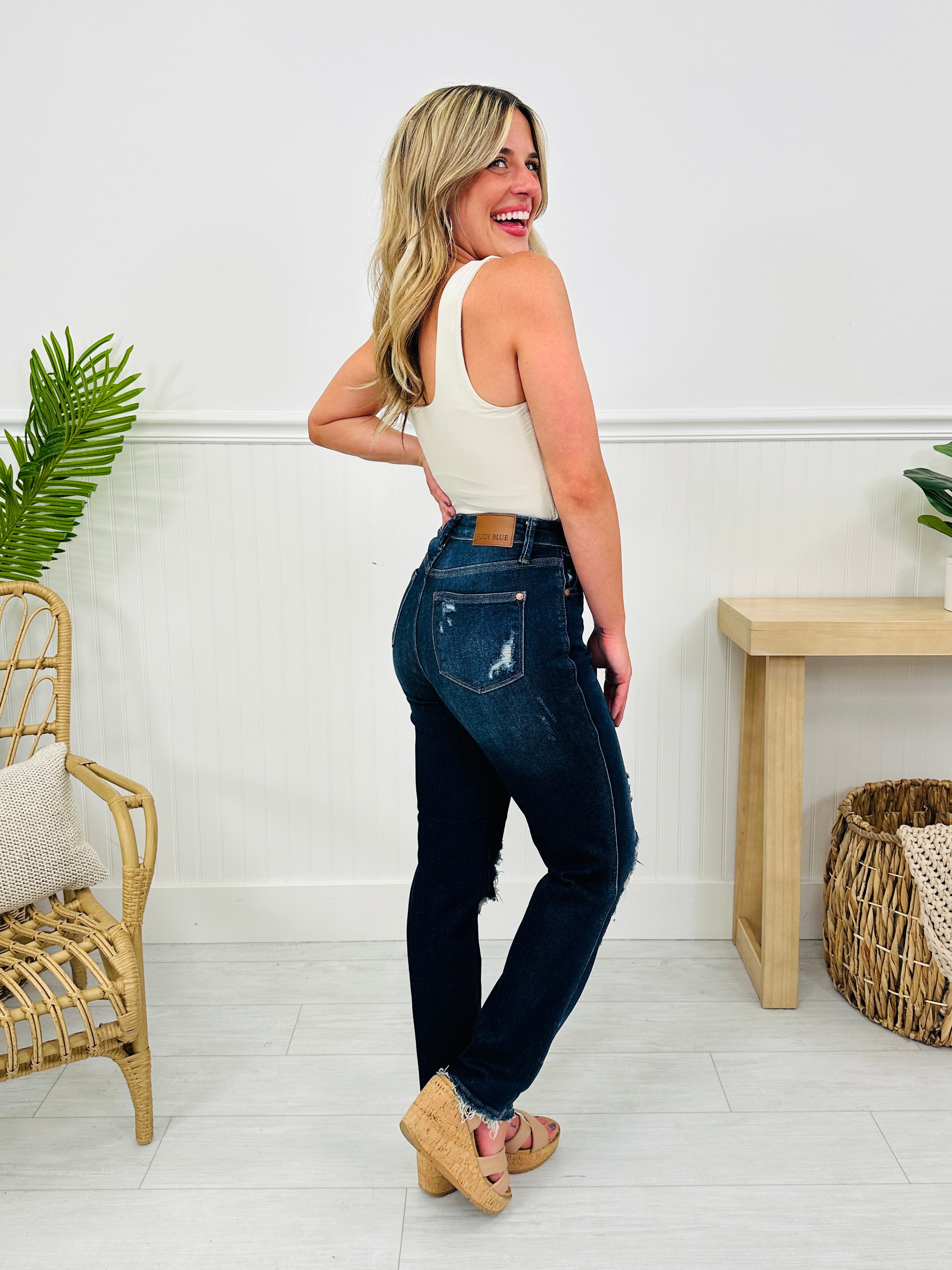Judy Blue On Top Of The Trend Straight Jeans