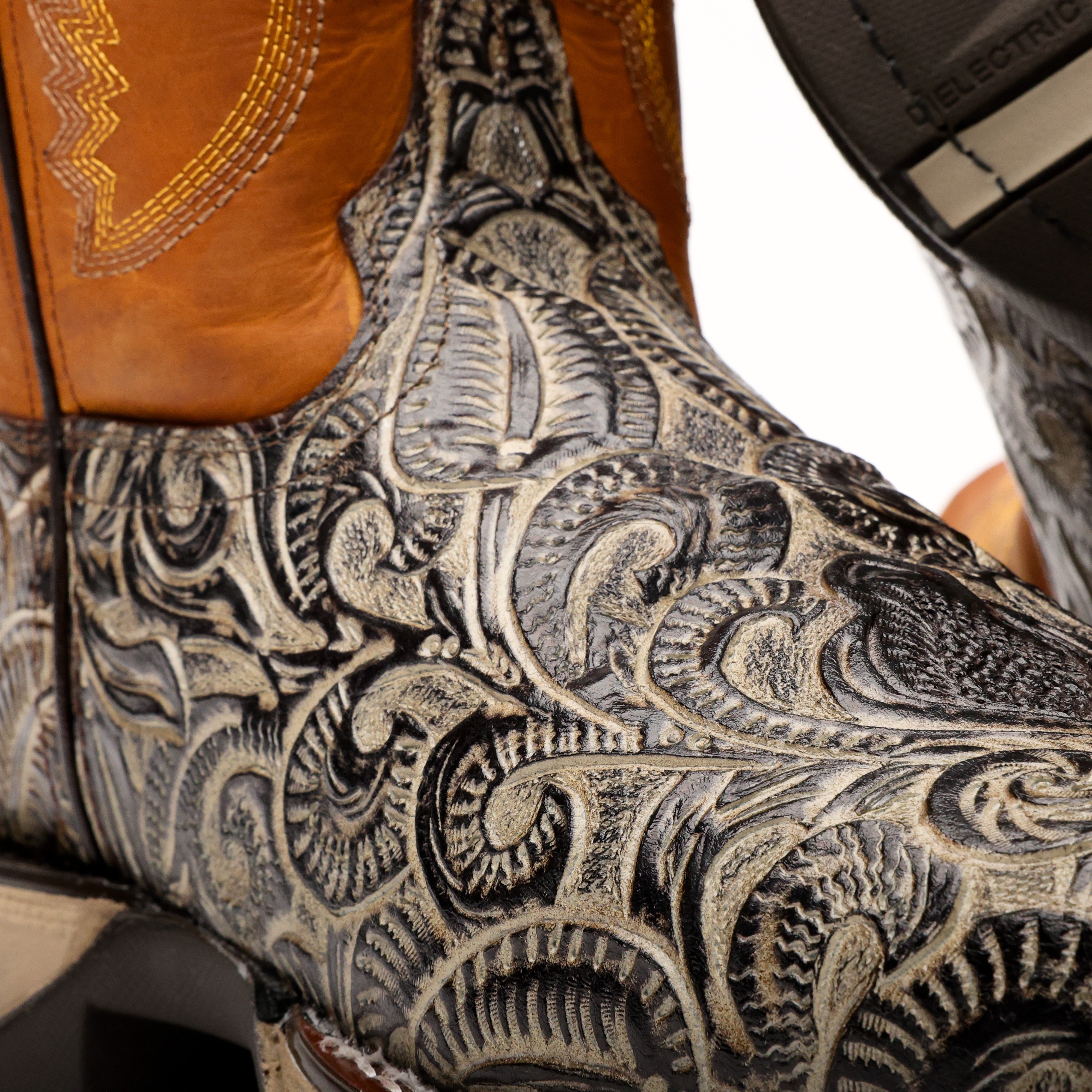 TBR Desert Hand-Tooled Leather Boots With 3D Lightweight Sole - Composite Toe