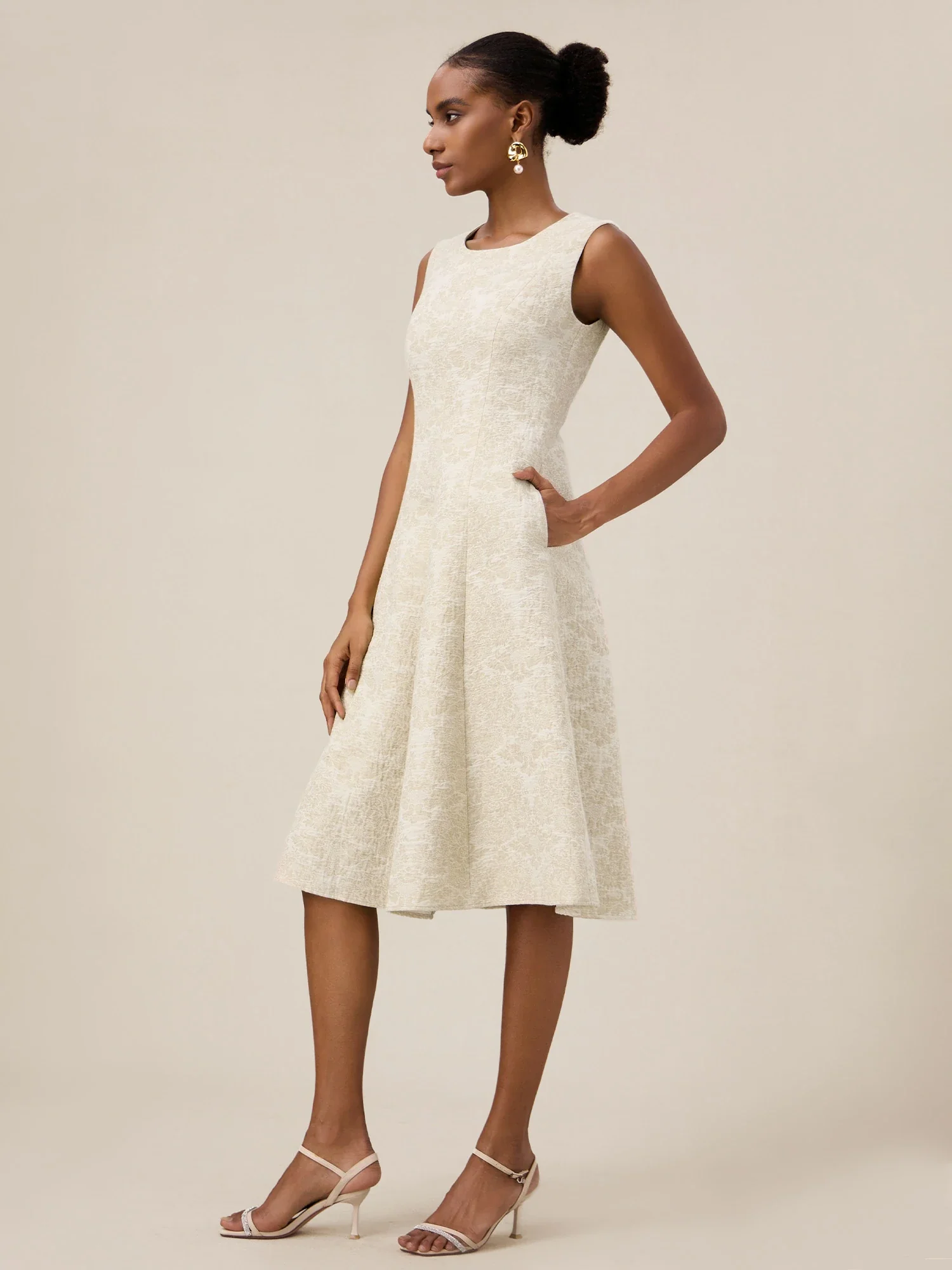 Linen & Cotton Sleeveless Jacquard A-Line Dress