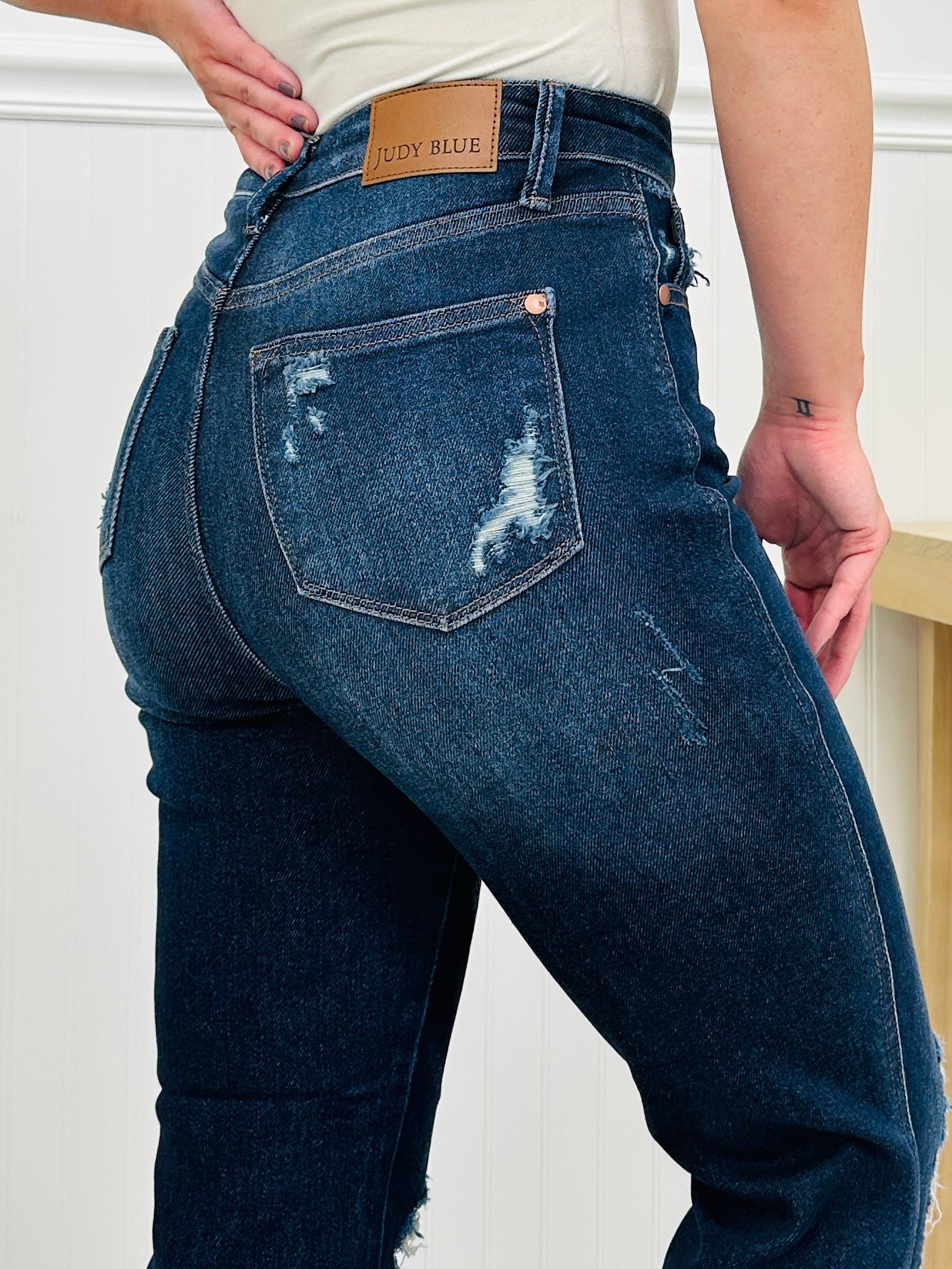Judy Blue On Top Of The Trend Straight Jeans