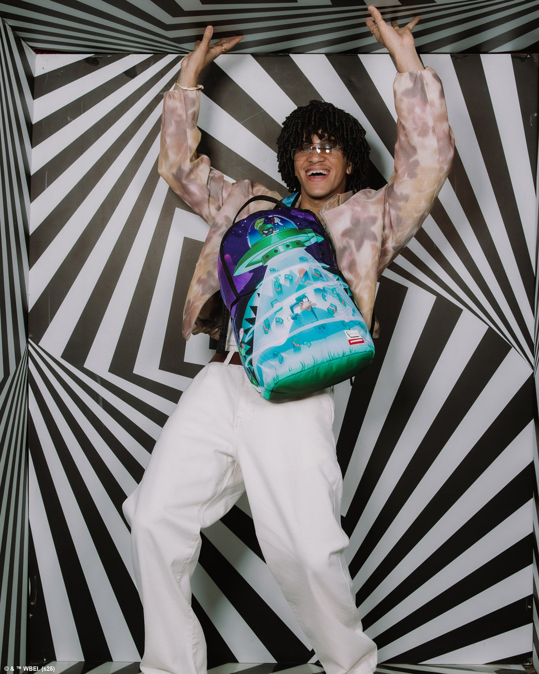 LOONEY TUNES MARVIN THE MARTIAN PAYBACK DLXR BACKPACK