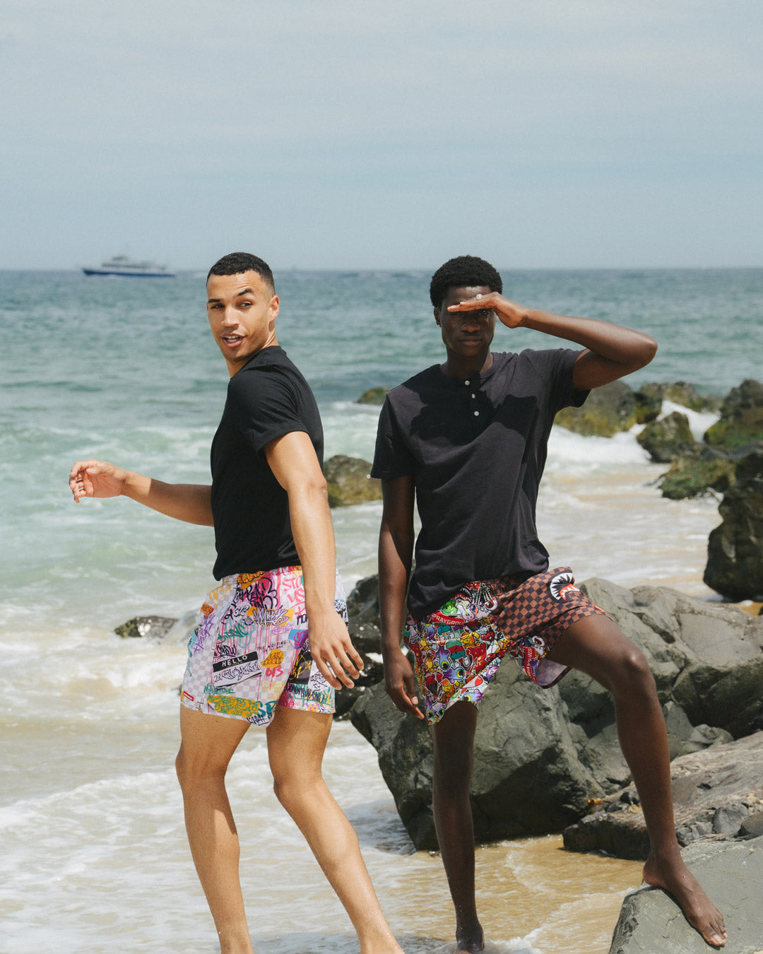 STICKER CREW SWIM SHORTS