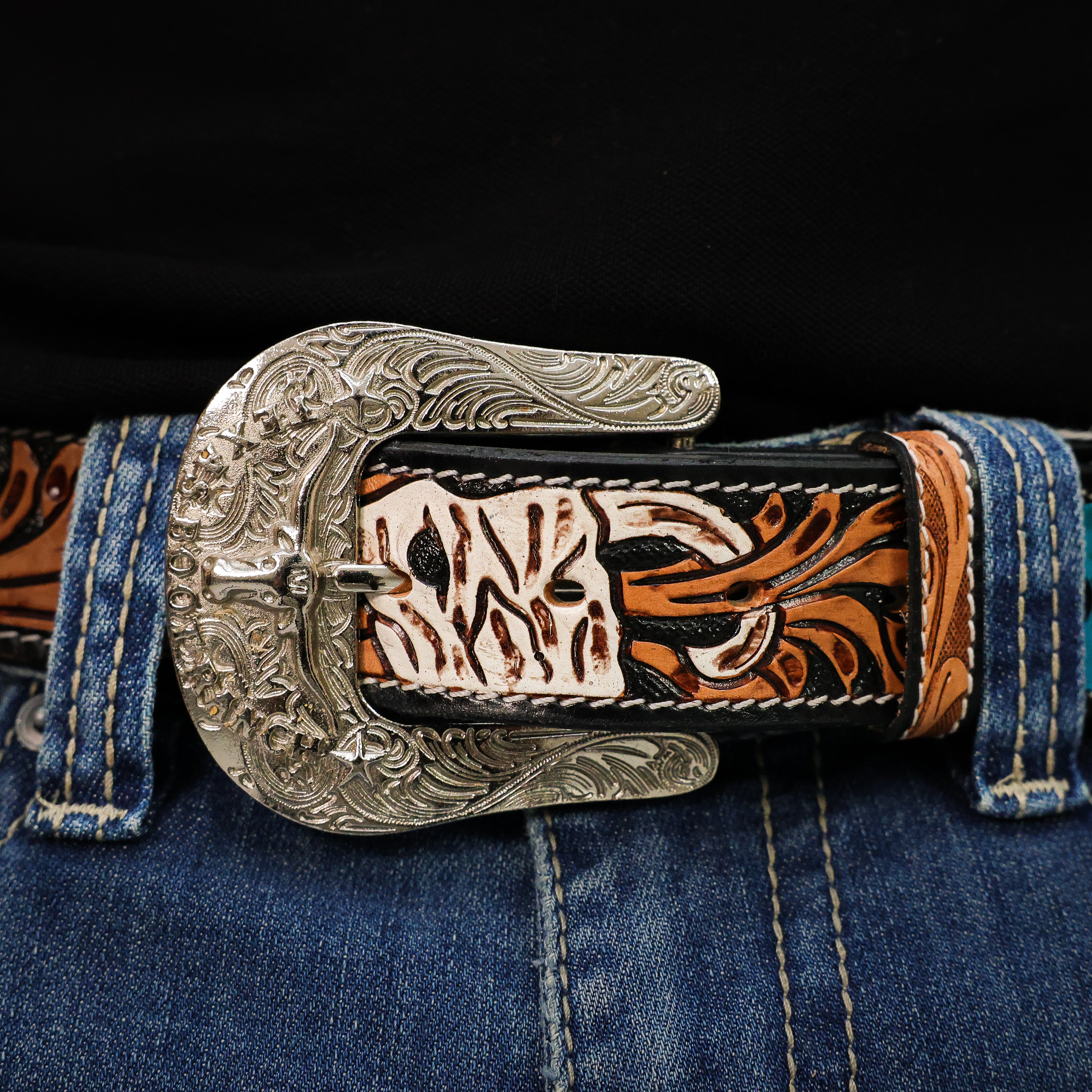 Hand-Tooled Artesanal Beaded Leather Belt