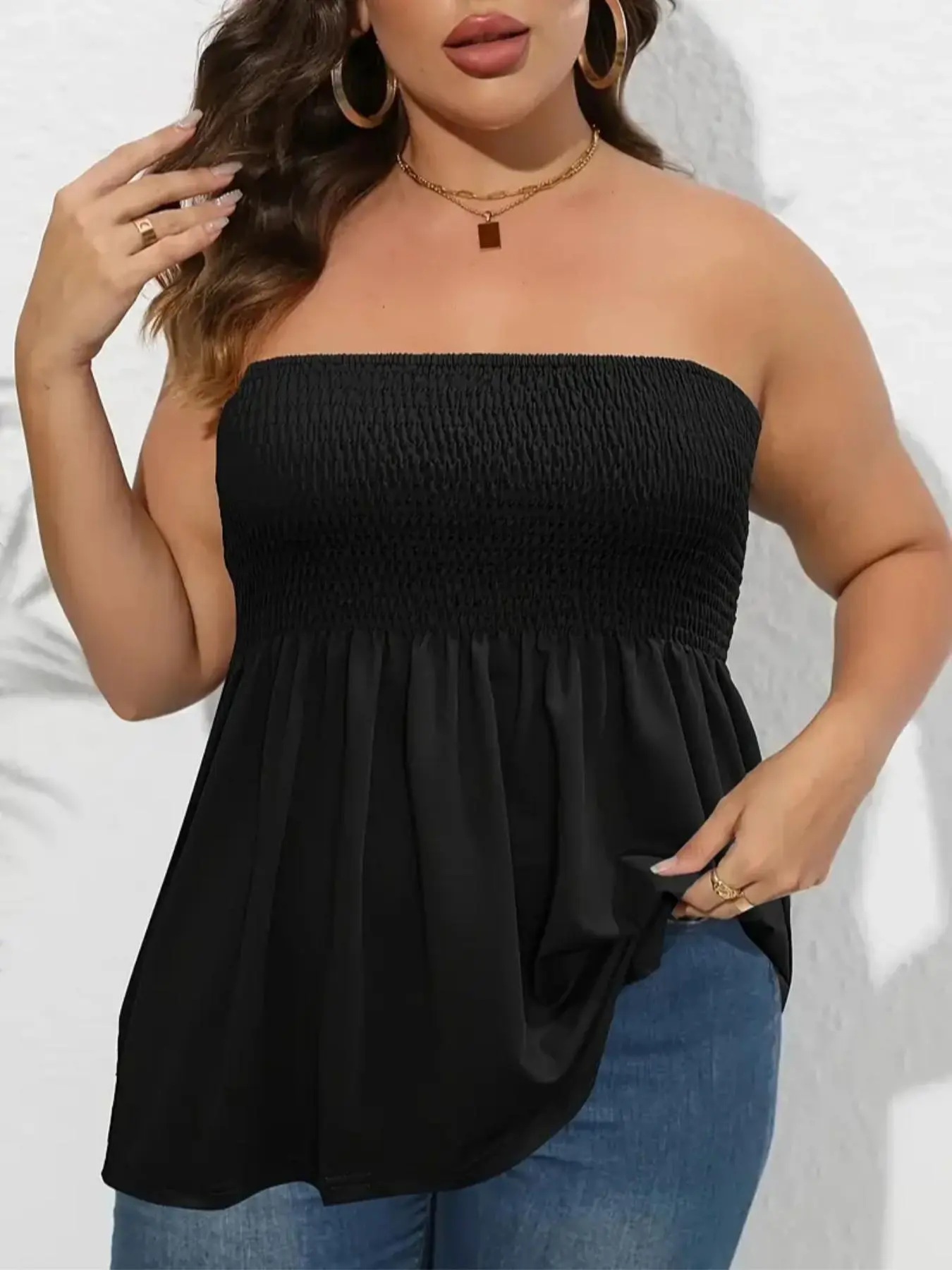Plus Size Solid Ruffle Hem Shirred Tube Top, Boho Fashion Chic Style Tops, Lady Strapless Top, Womenswear, Casual Sleeveless Strapless Black Top