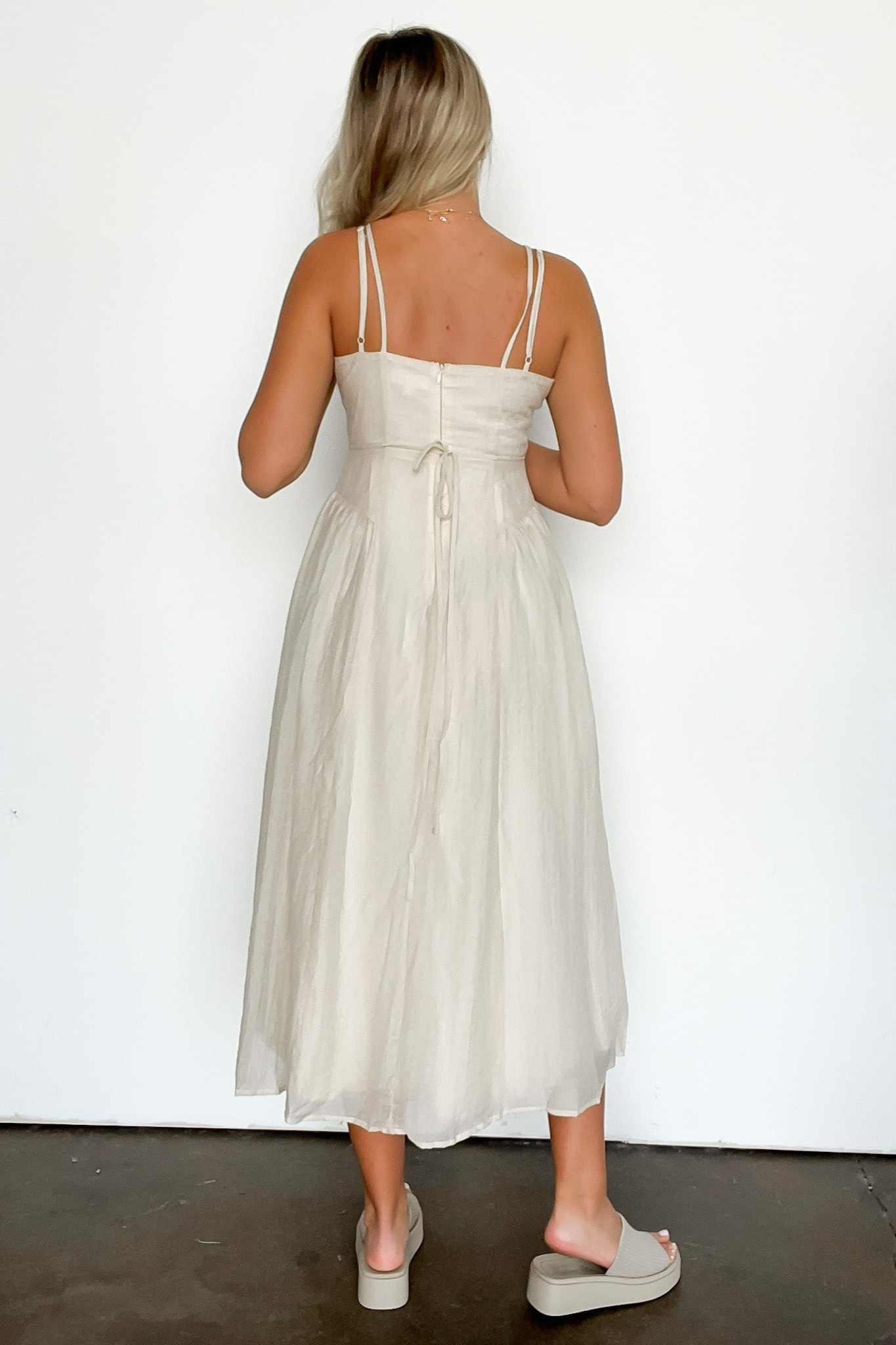 Questa Cutout Neckline Maxi Dress