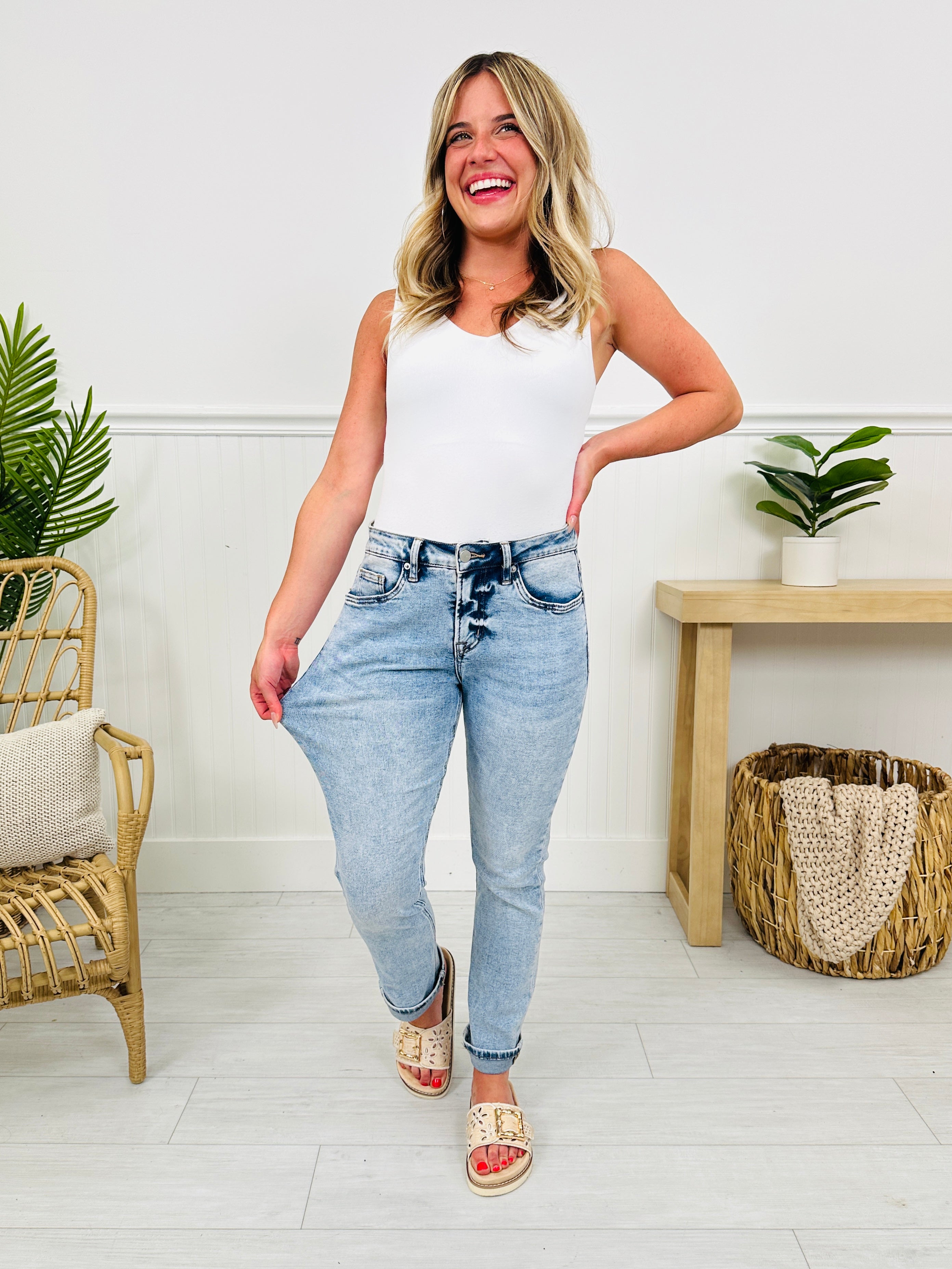 Take My Advice Tummy Control MOCO Exclusive Straight Jeans