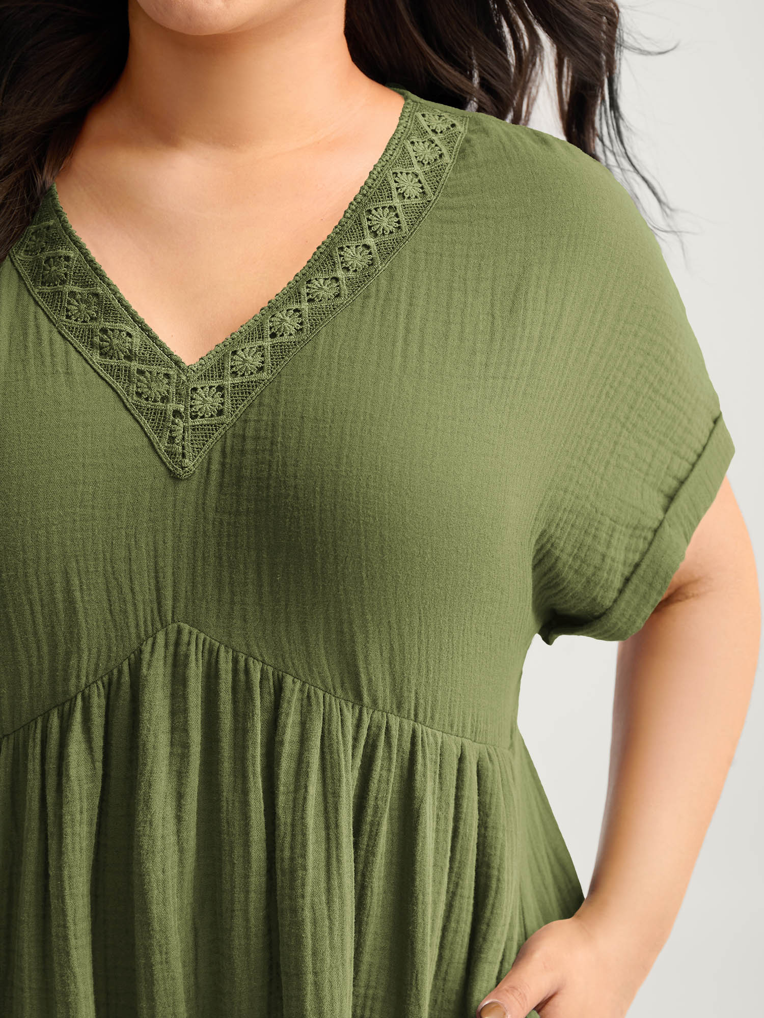 Pure Cotton Lace V-Neck Solid Mini Dress