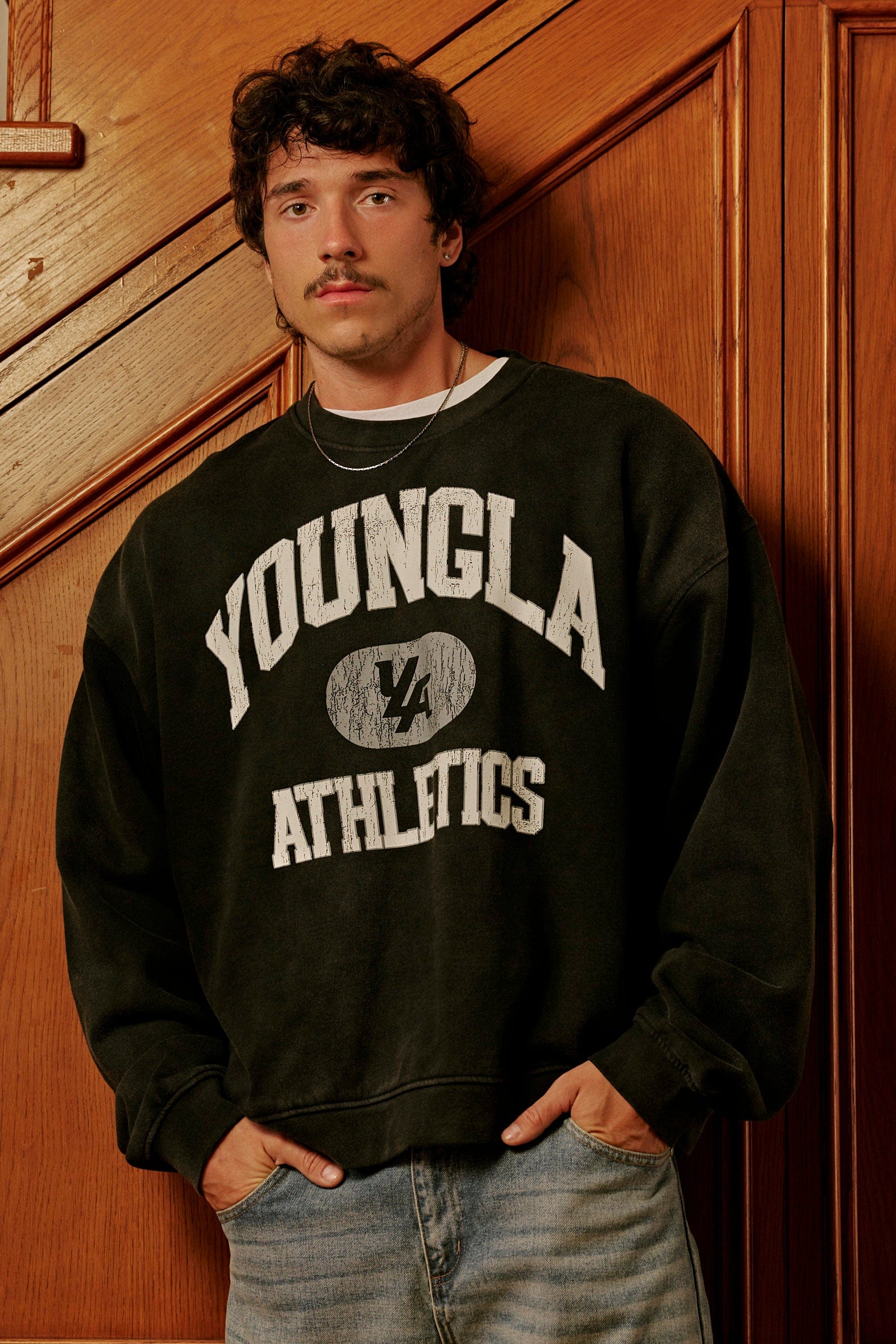 5037 - Uni Vintage Crewneck