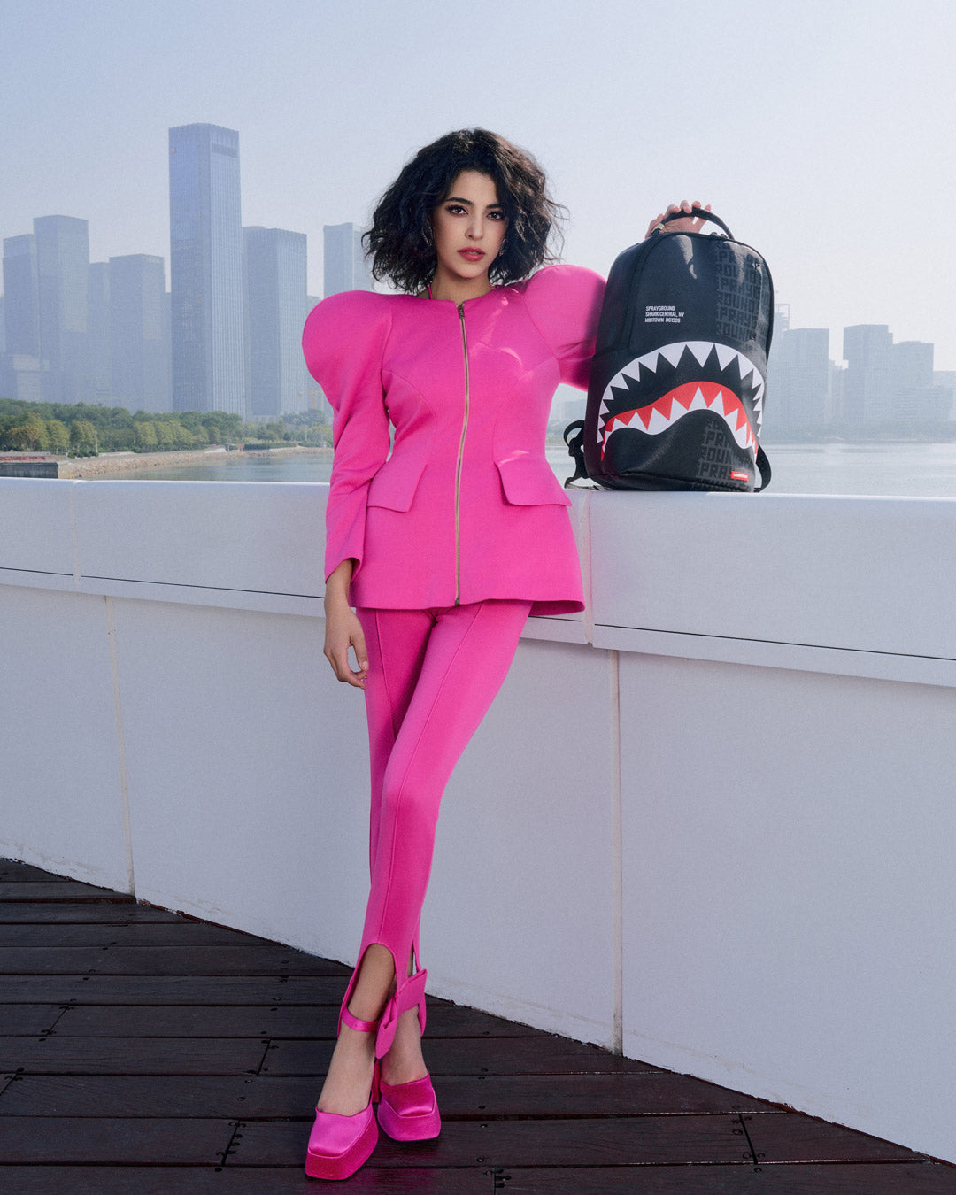 SHARK CENTRAL DOUBLE TROUBLE DLXSV BACKPACK