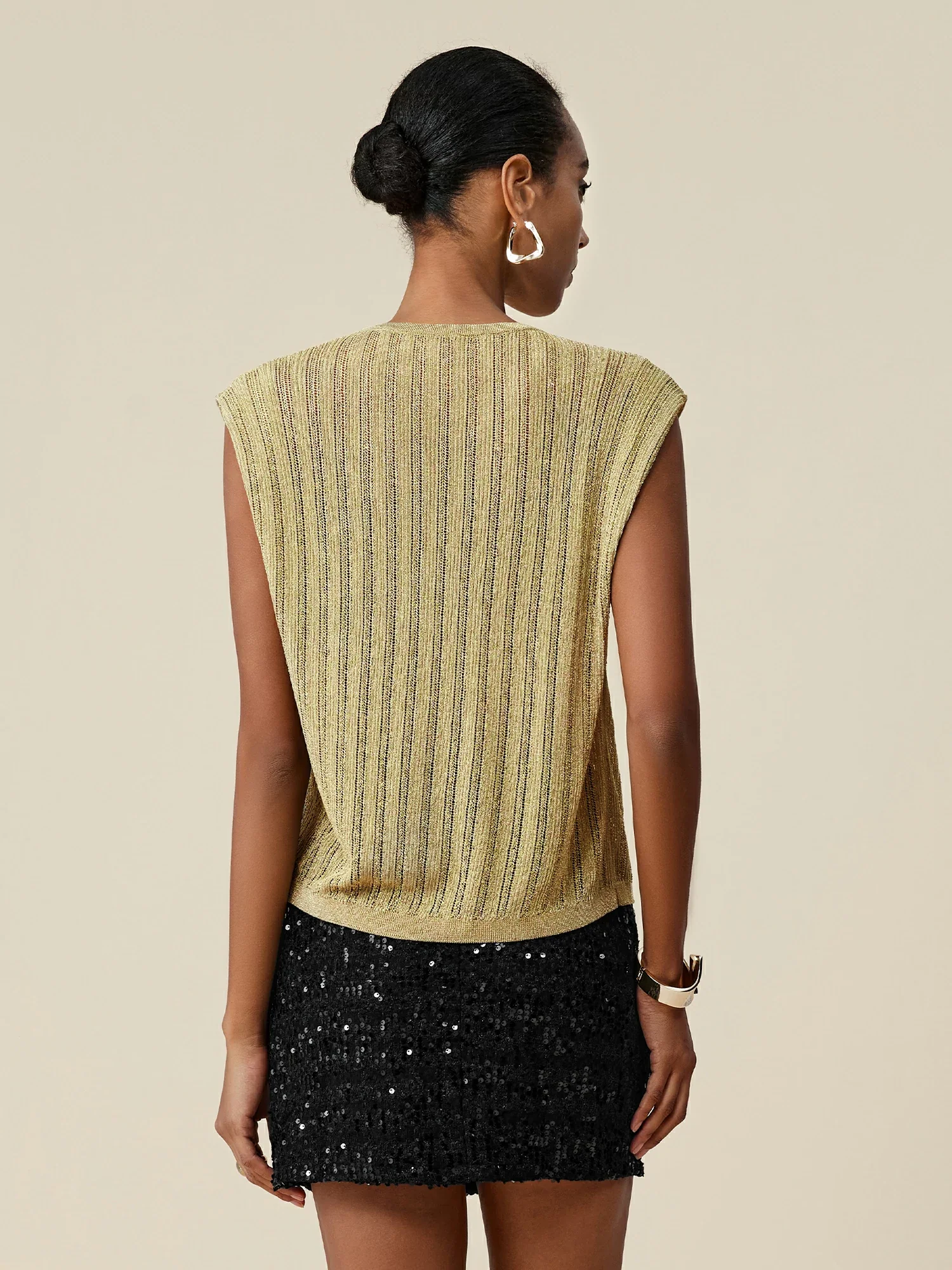 Round Neck Glitter Knit Vest
