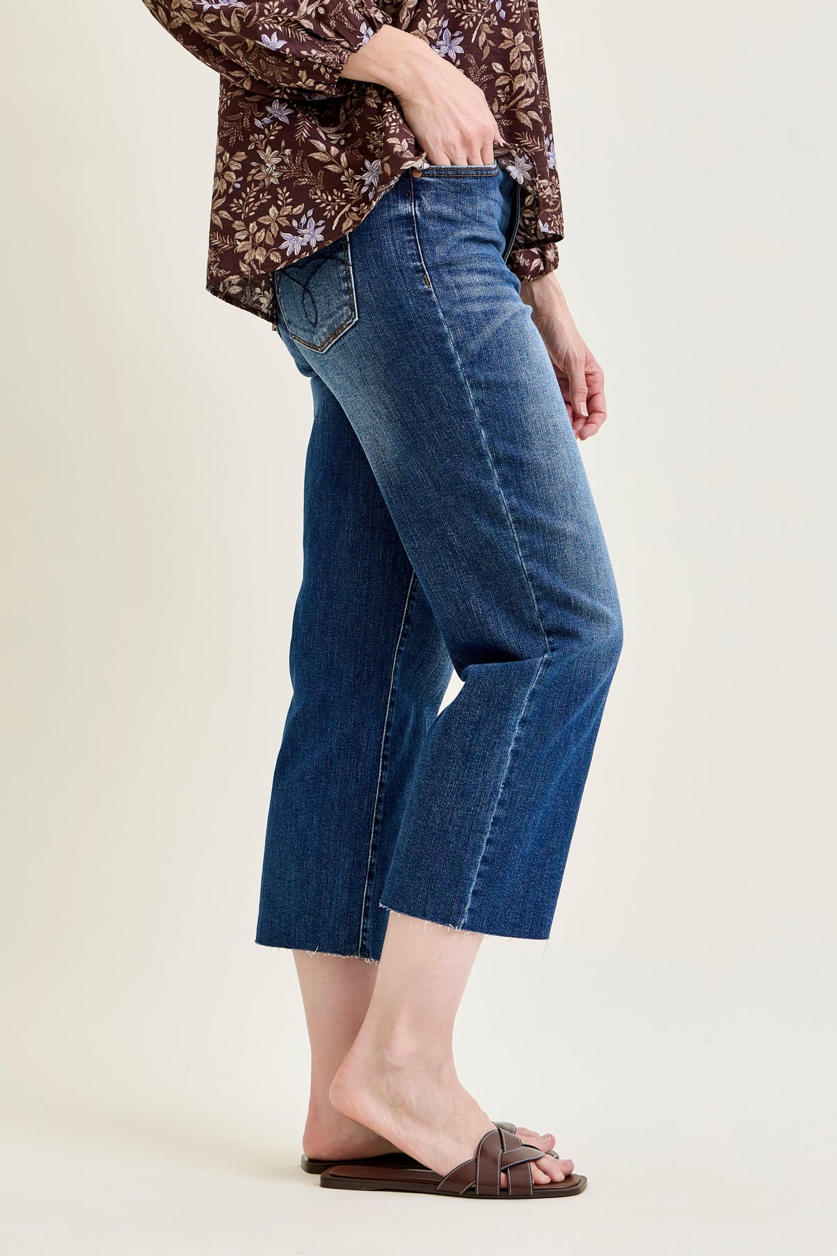 Dolly High Rise Back Pocket Classic Cropped Wide Leg Jeans